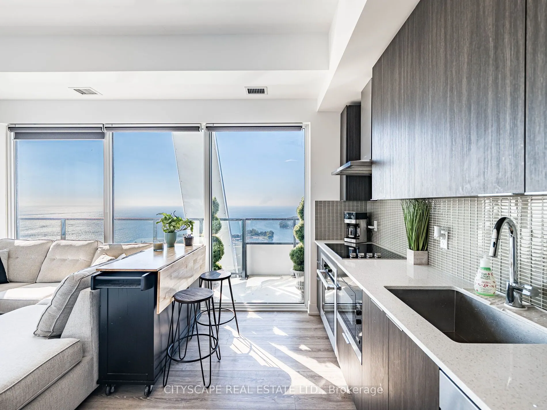 20 Shore Breeze Drive, #4410