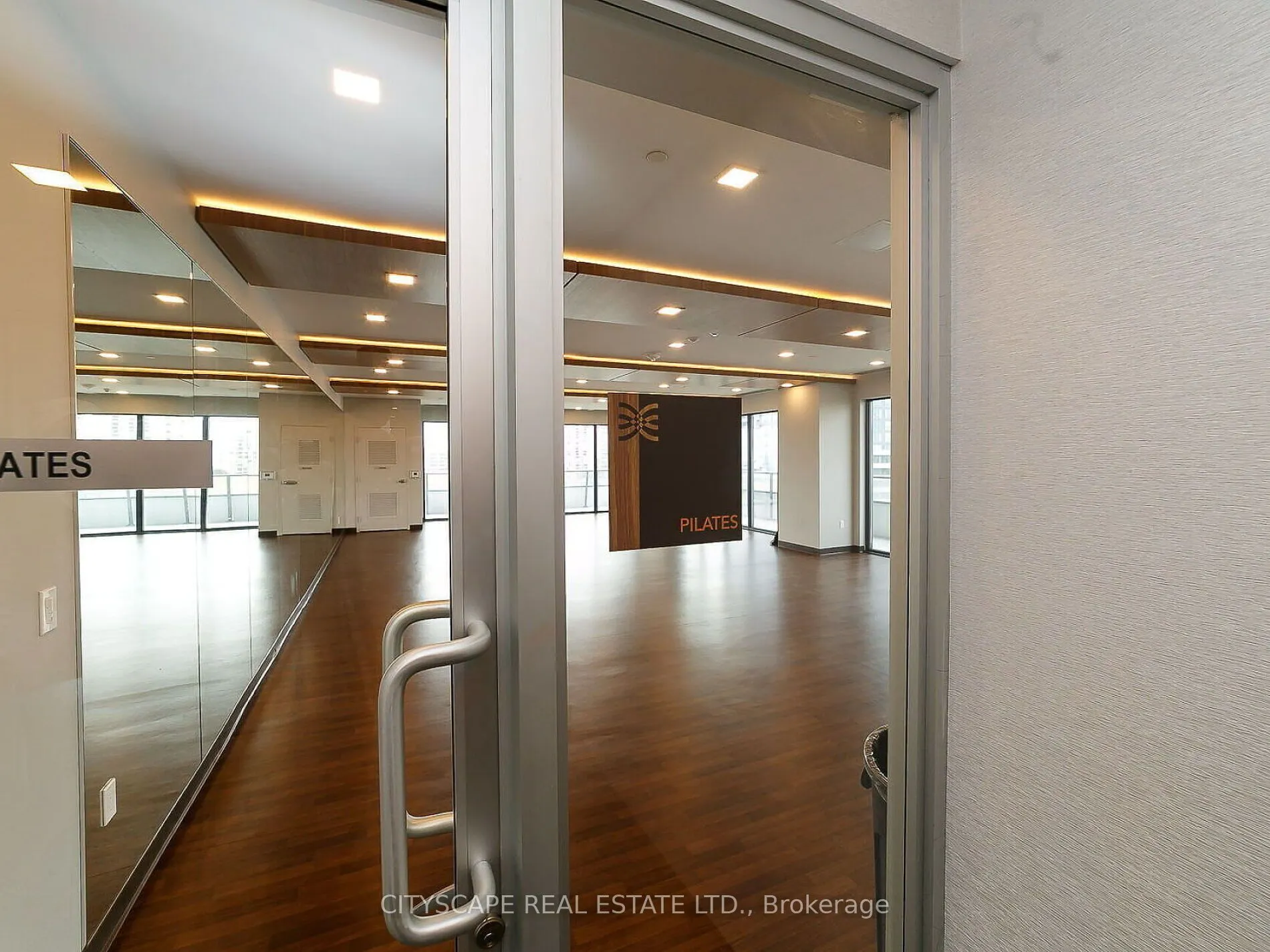 20 Shore Breeze Drive, #4410
