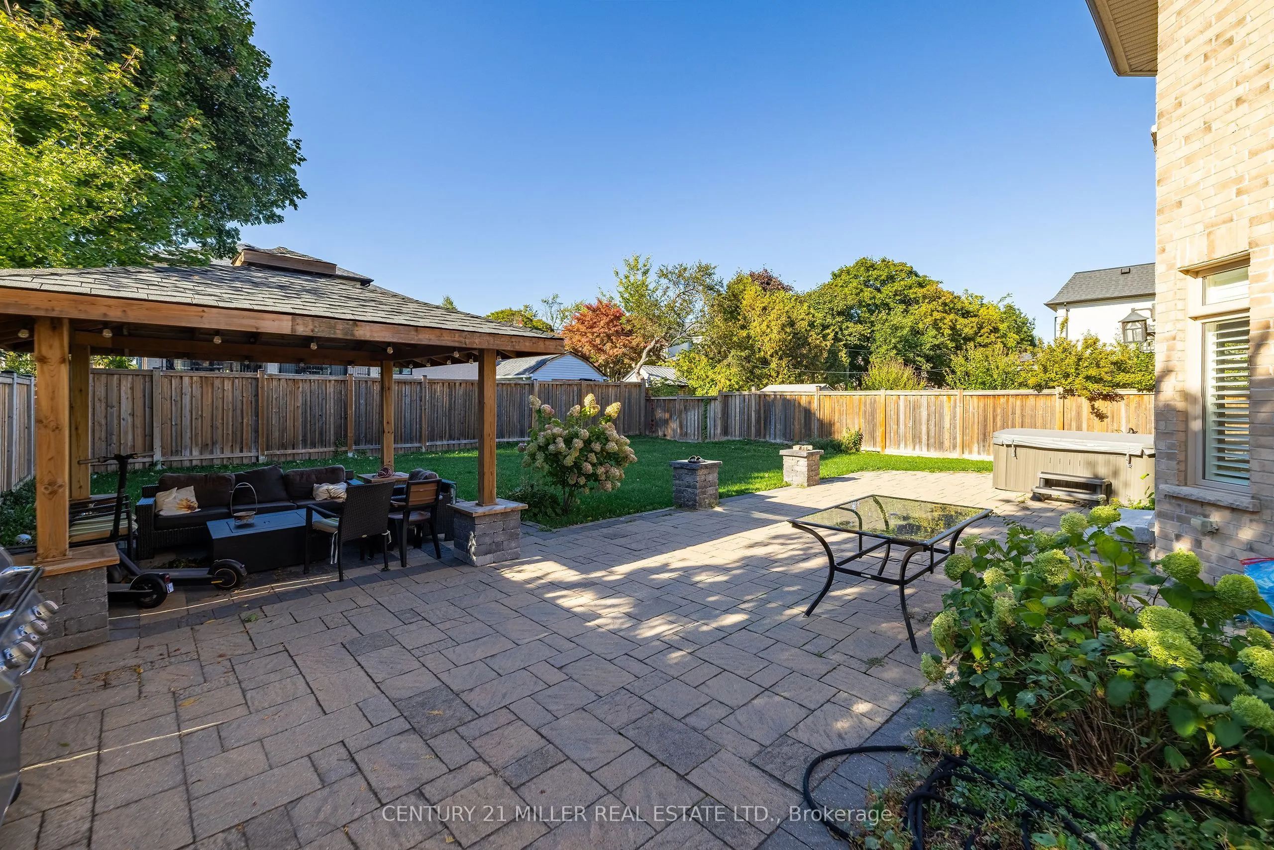 123 Mayfield Drive