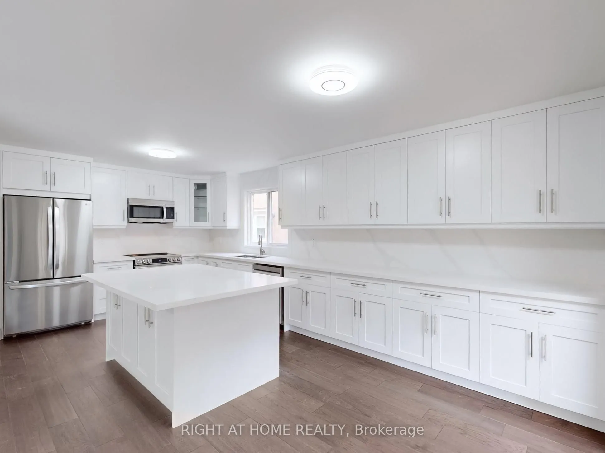 2180 Lumberman Lane