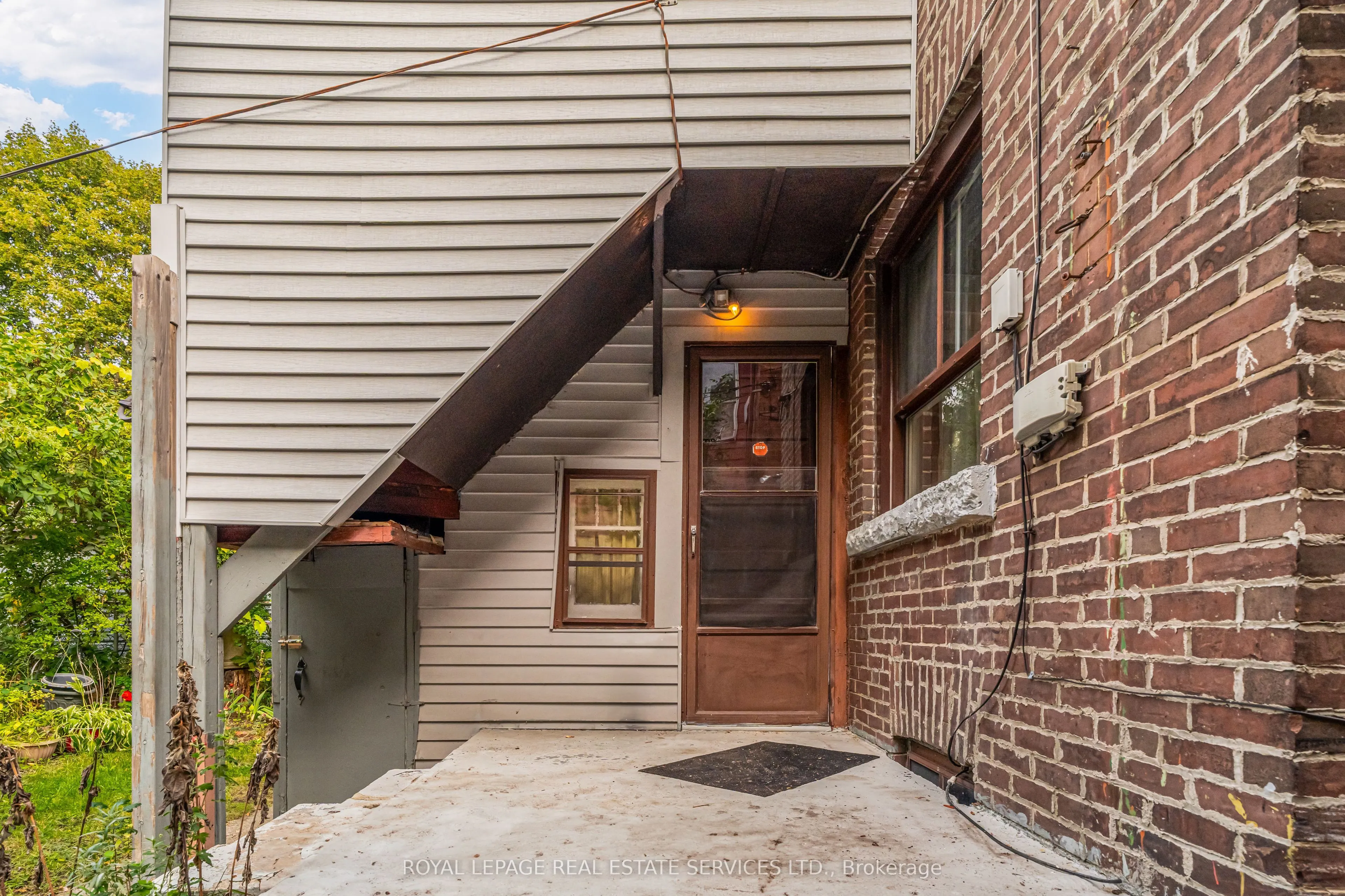 492 Jane Street