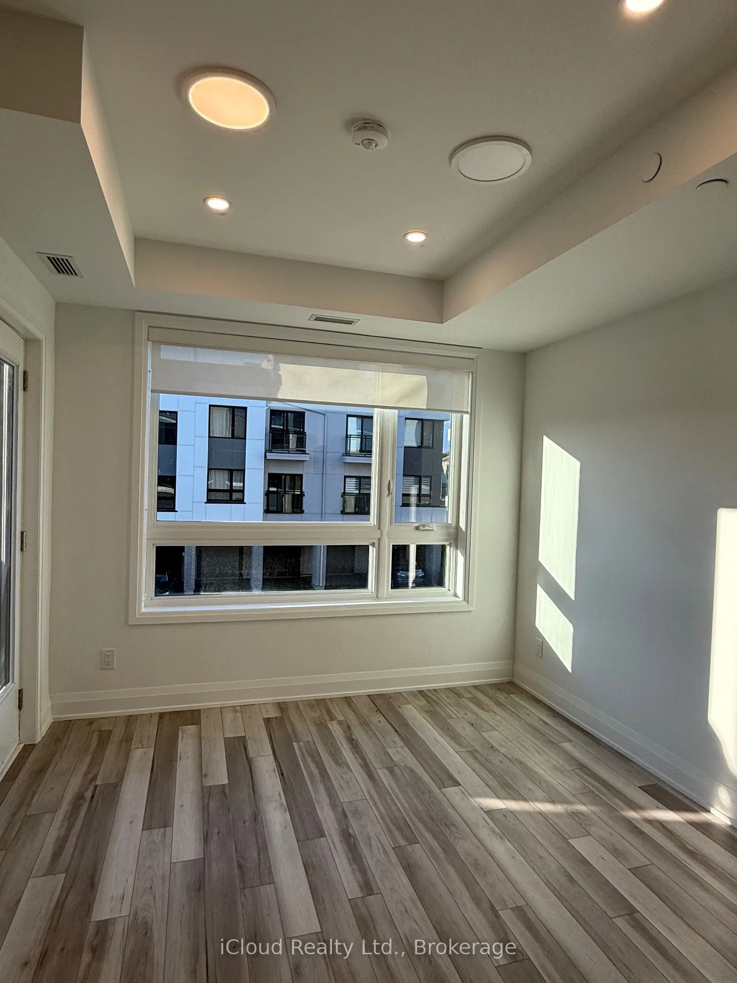 3250 Carding Mill Trail W, #213