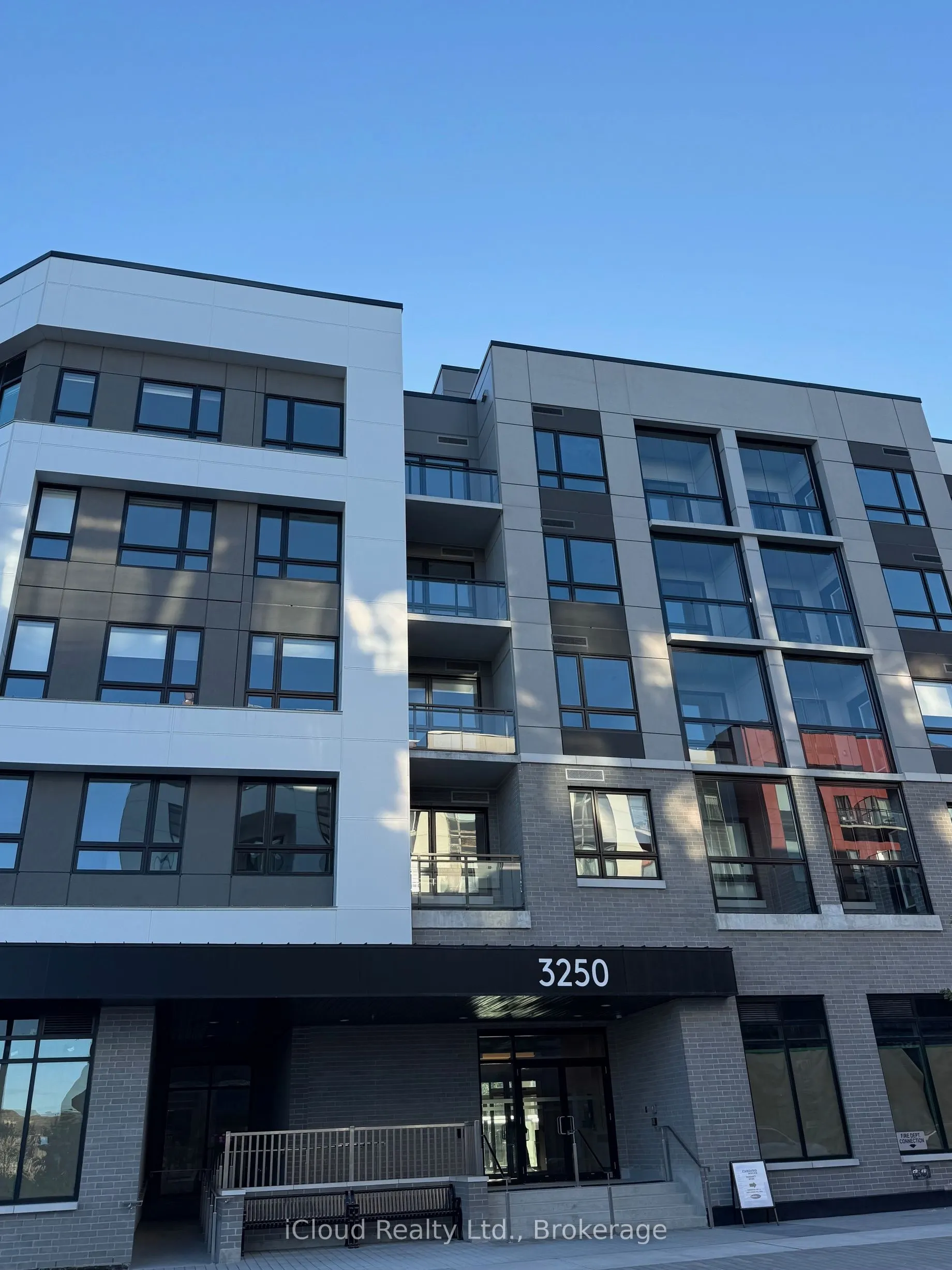 3250 Carding Mill Trail W, #213