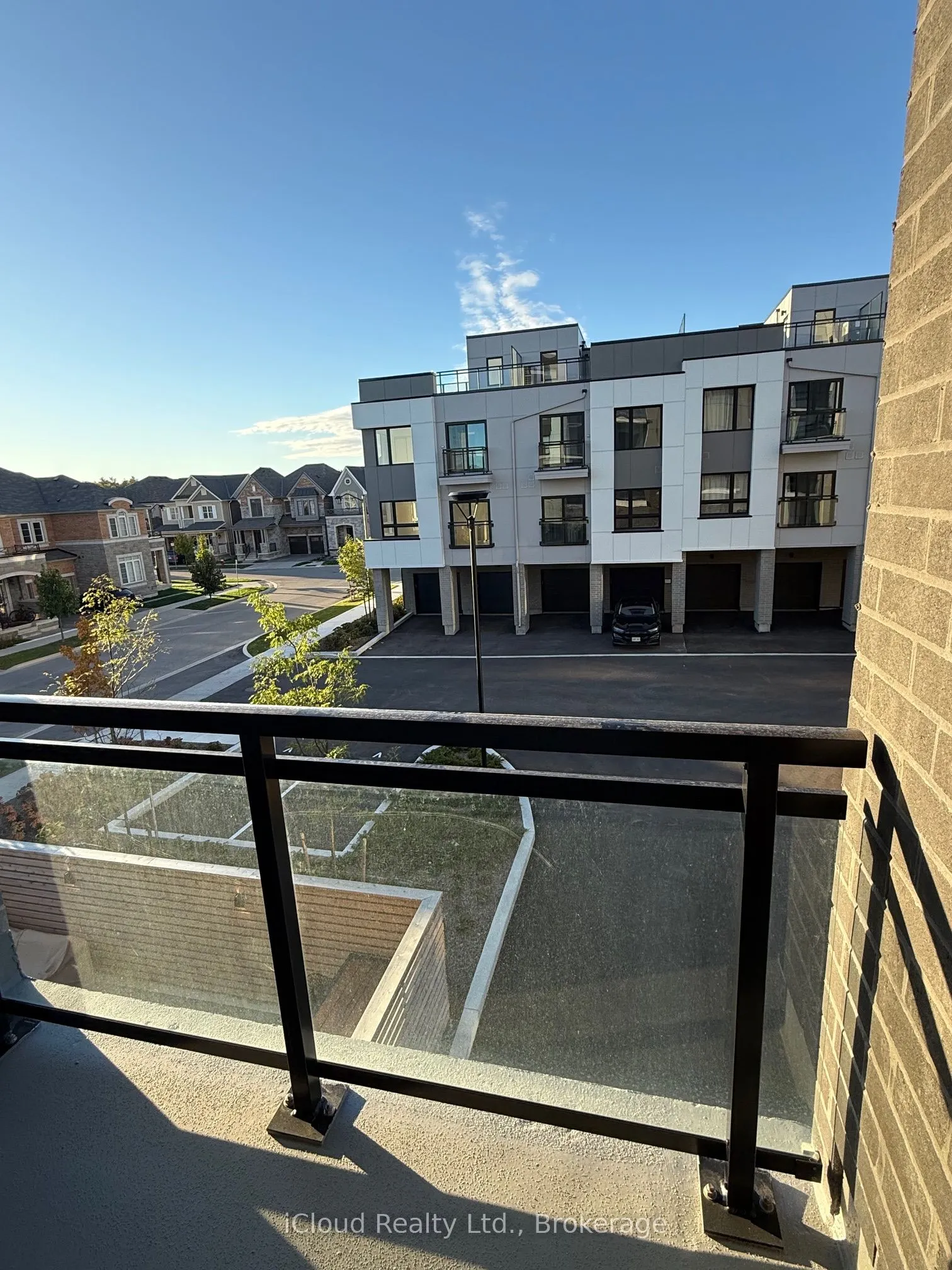 3250 Carding Mill Trail W, #213