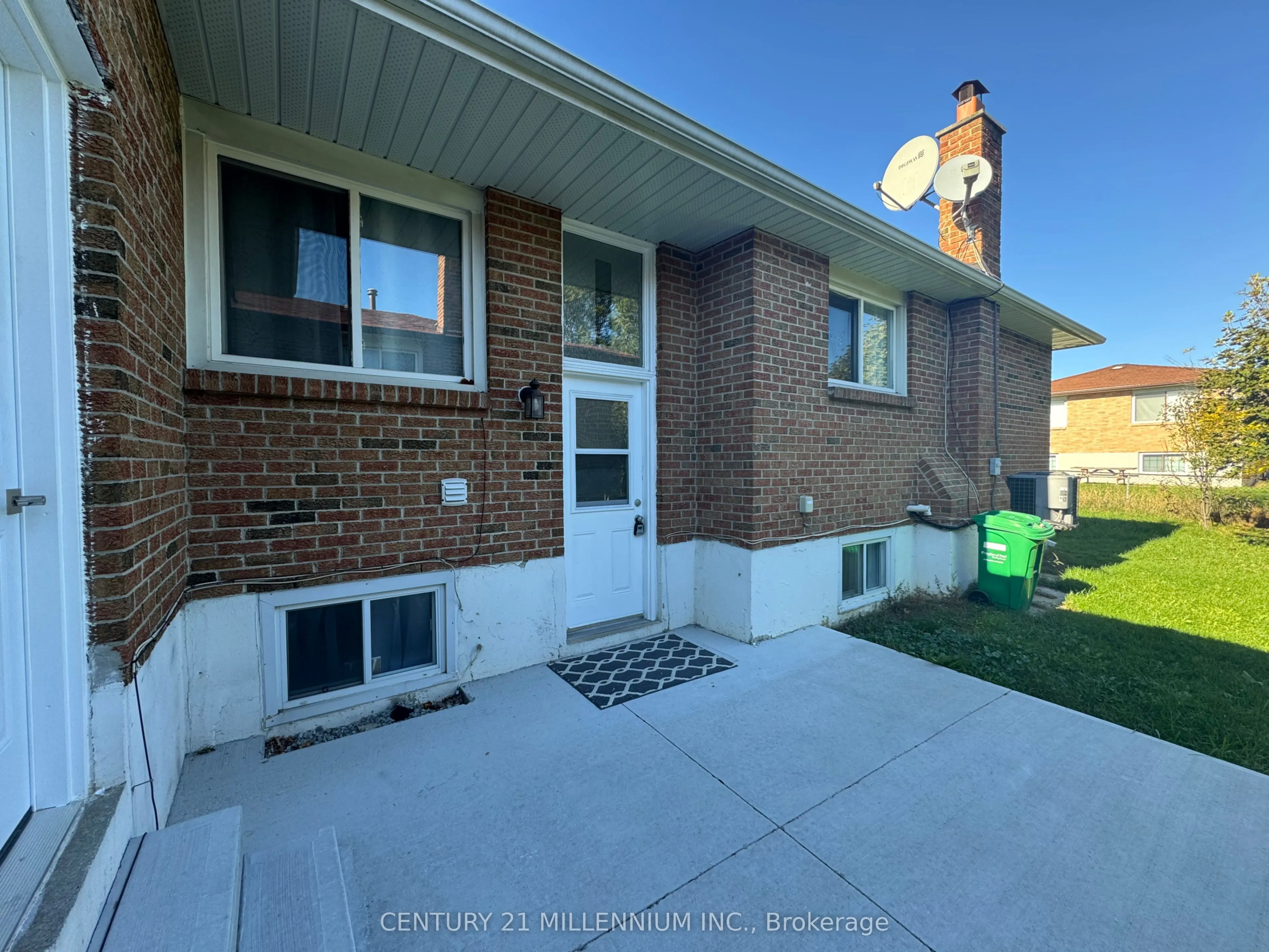 149 Manitou Crescent, #Lower