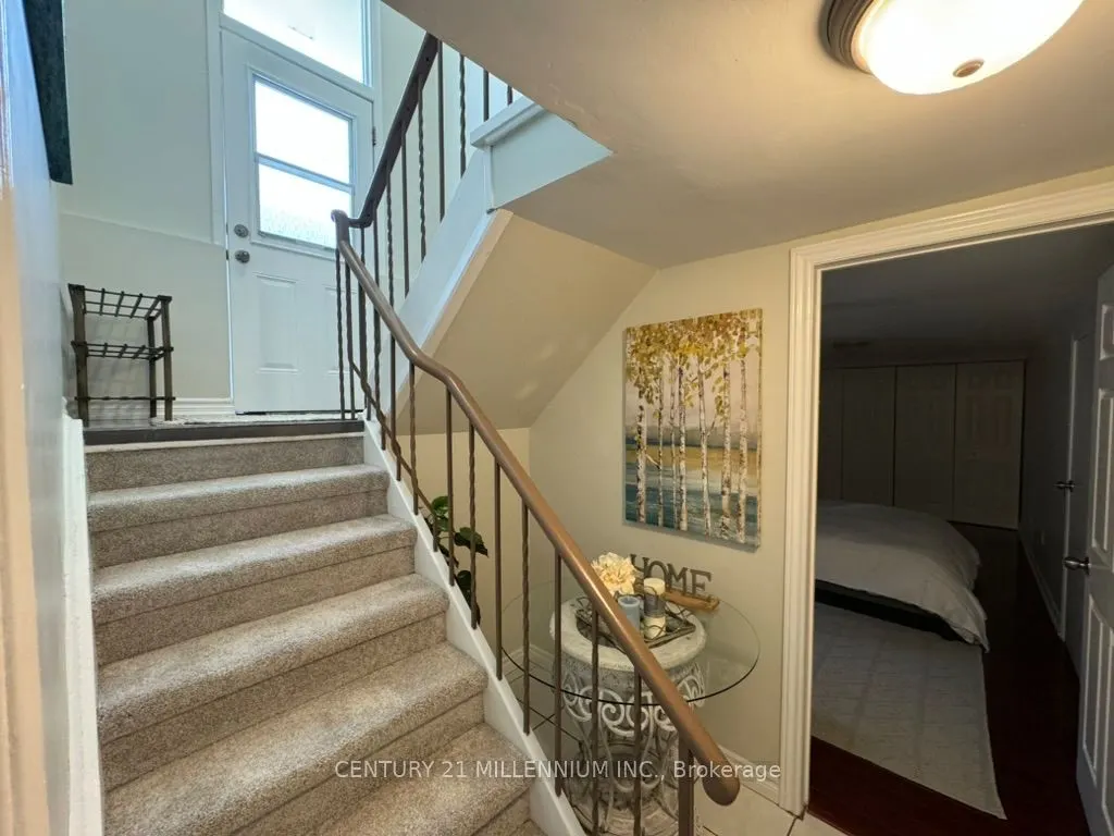 149 Manitou Crescent, #Lower