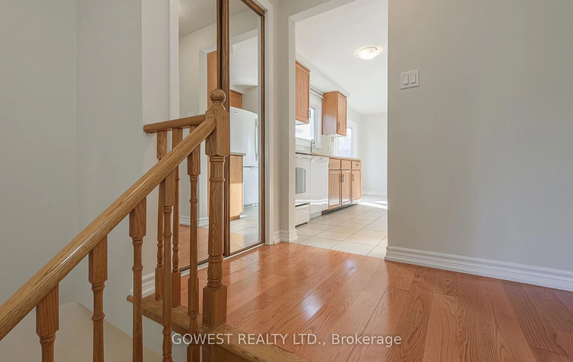 6 Elderbank Court