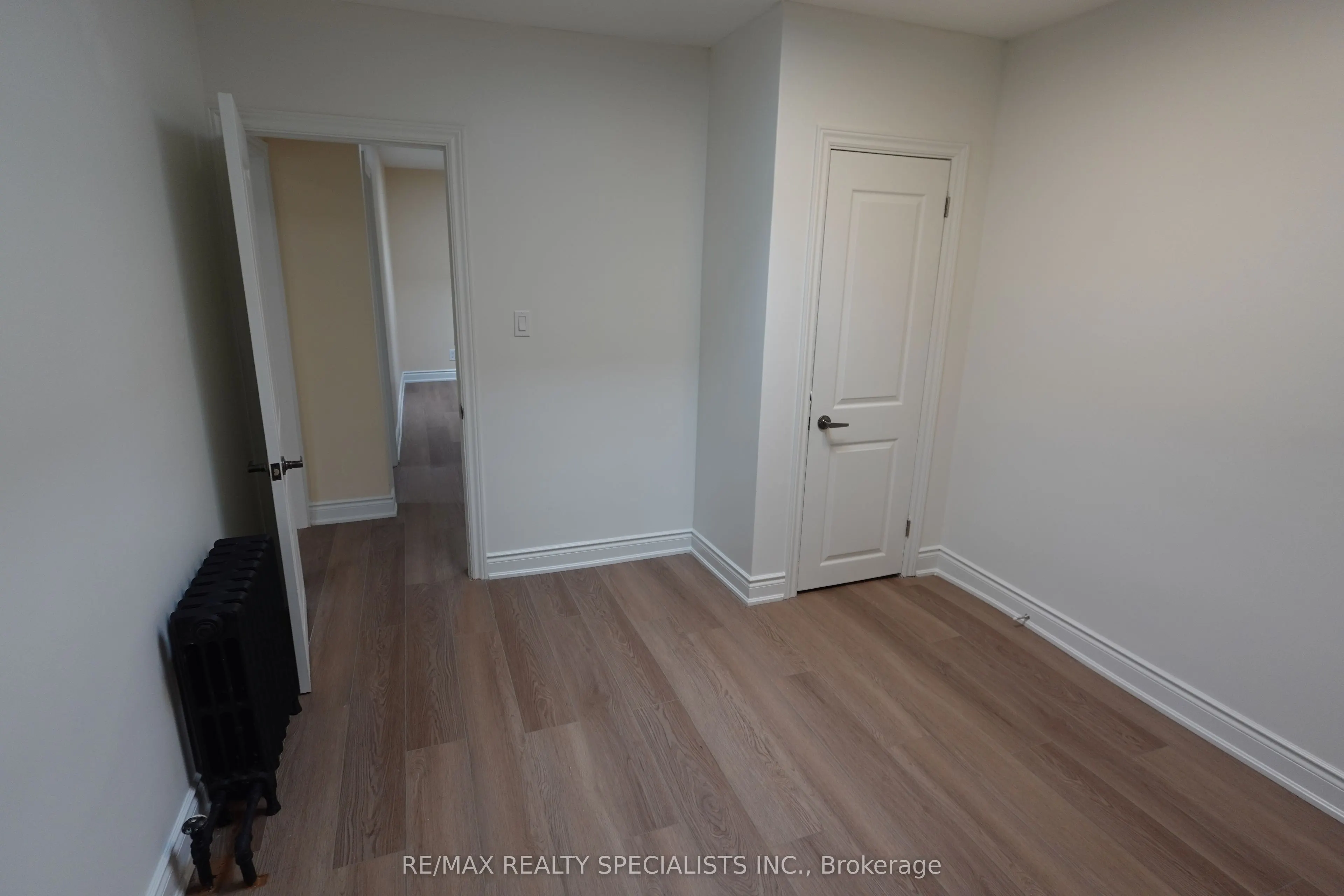 3136 Lake Shore Boulevard W, #2