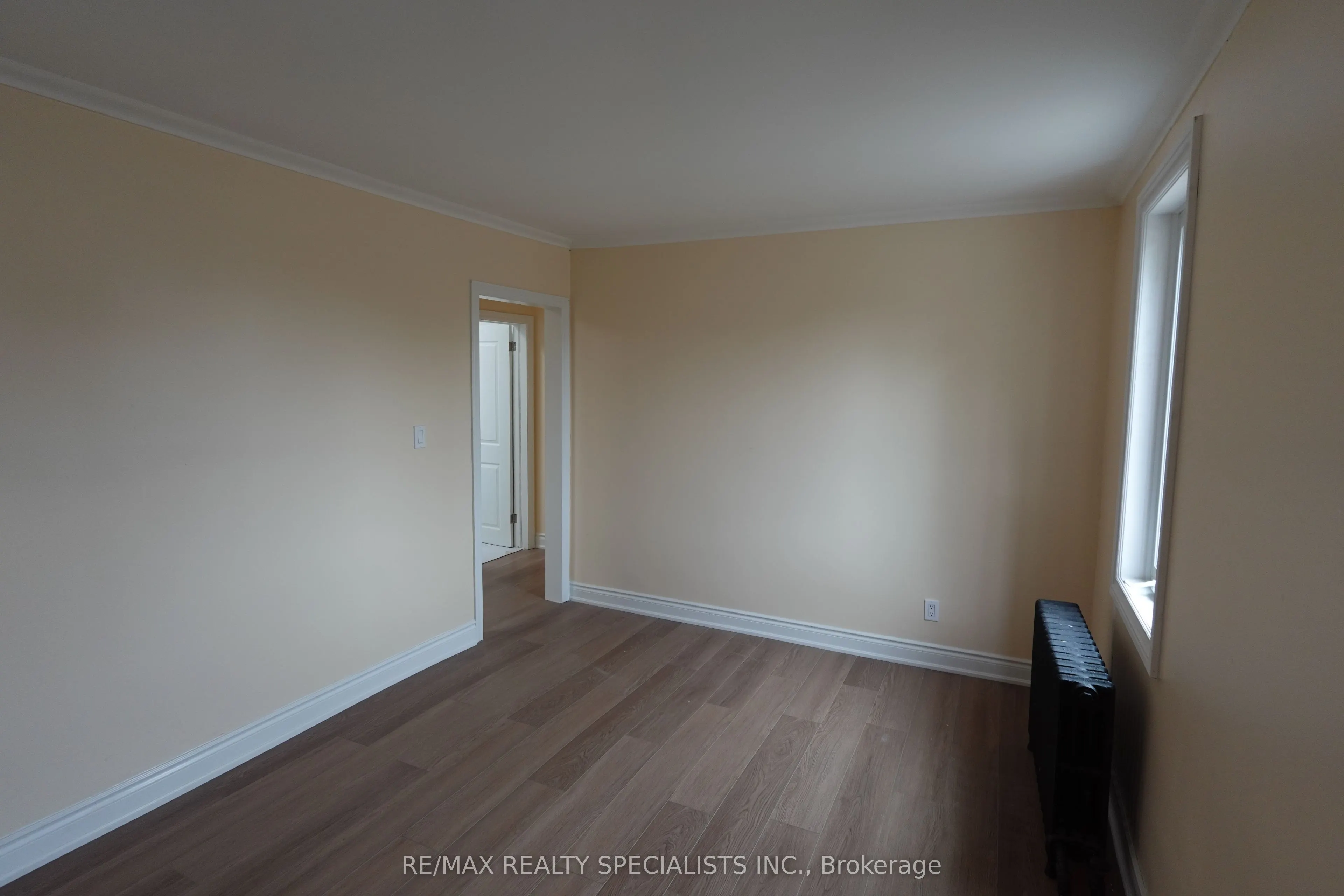3136 Lake Shore Boulevard W, #2