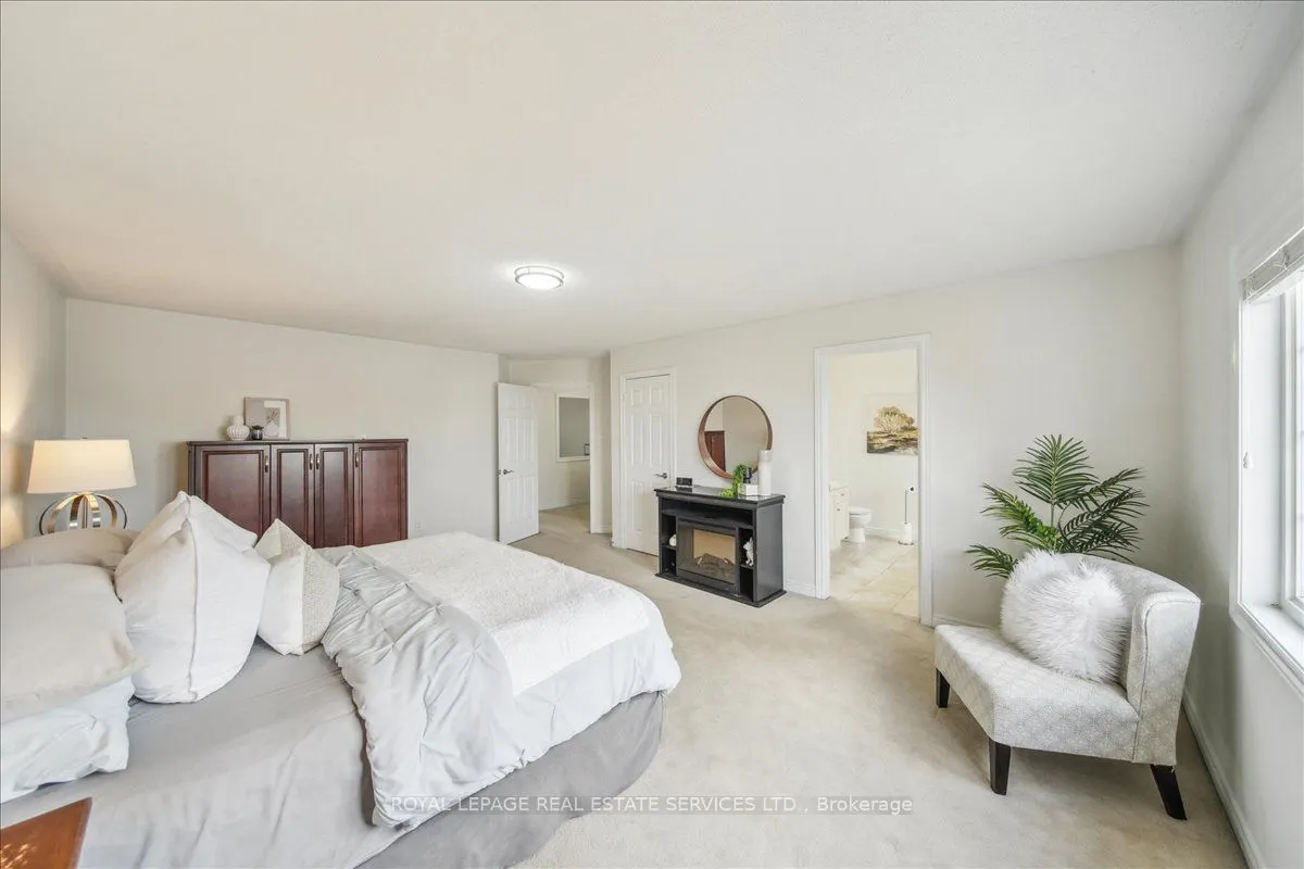 16 Beachville Circle