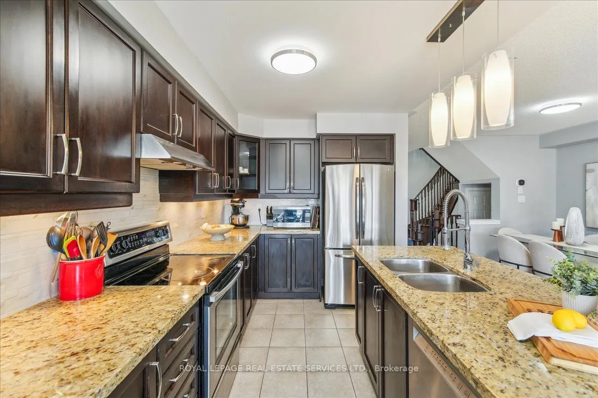 16 Beachville Circle