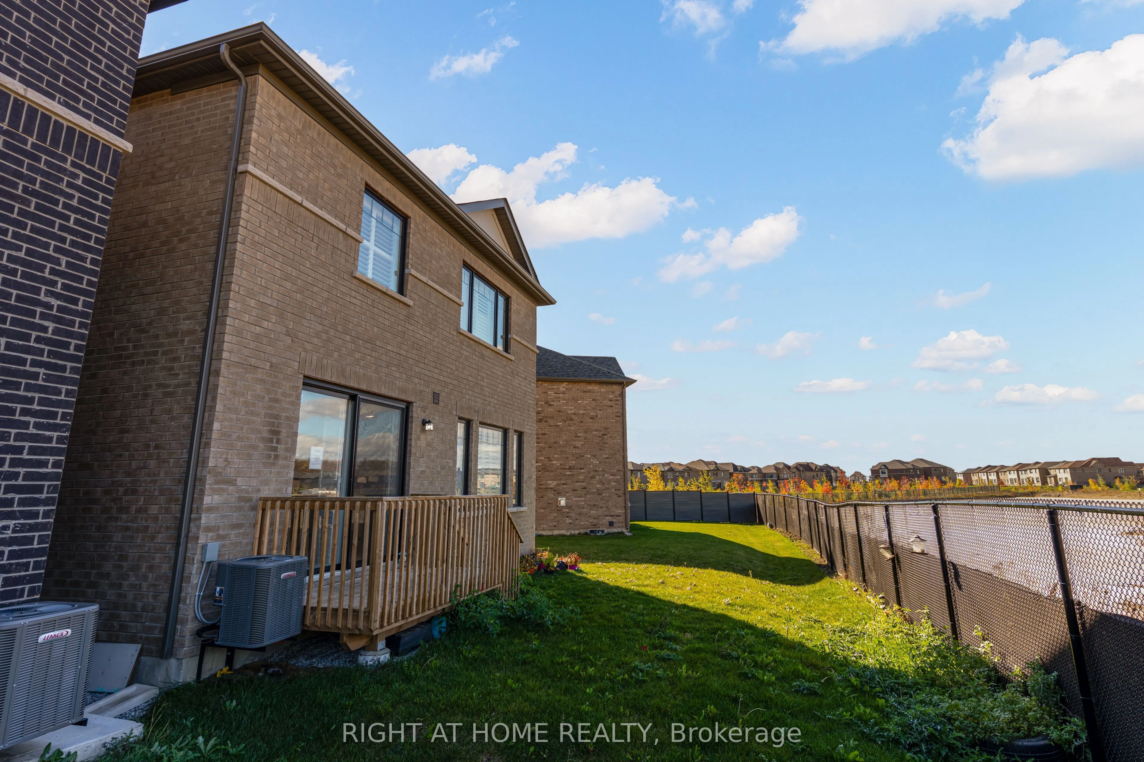 14 Moorhart Crescent