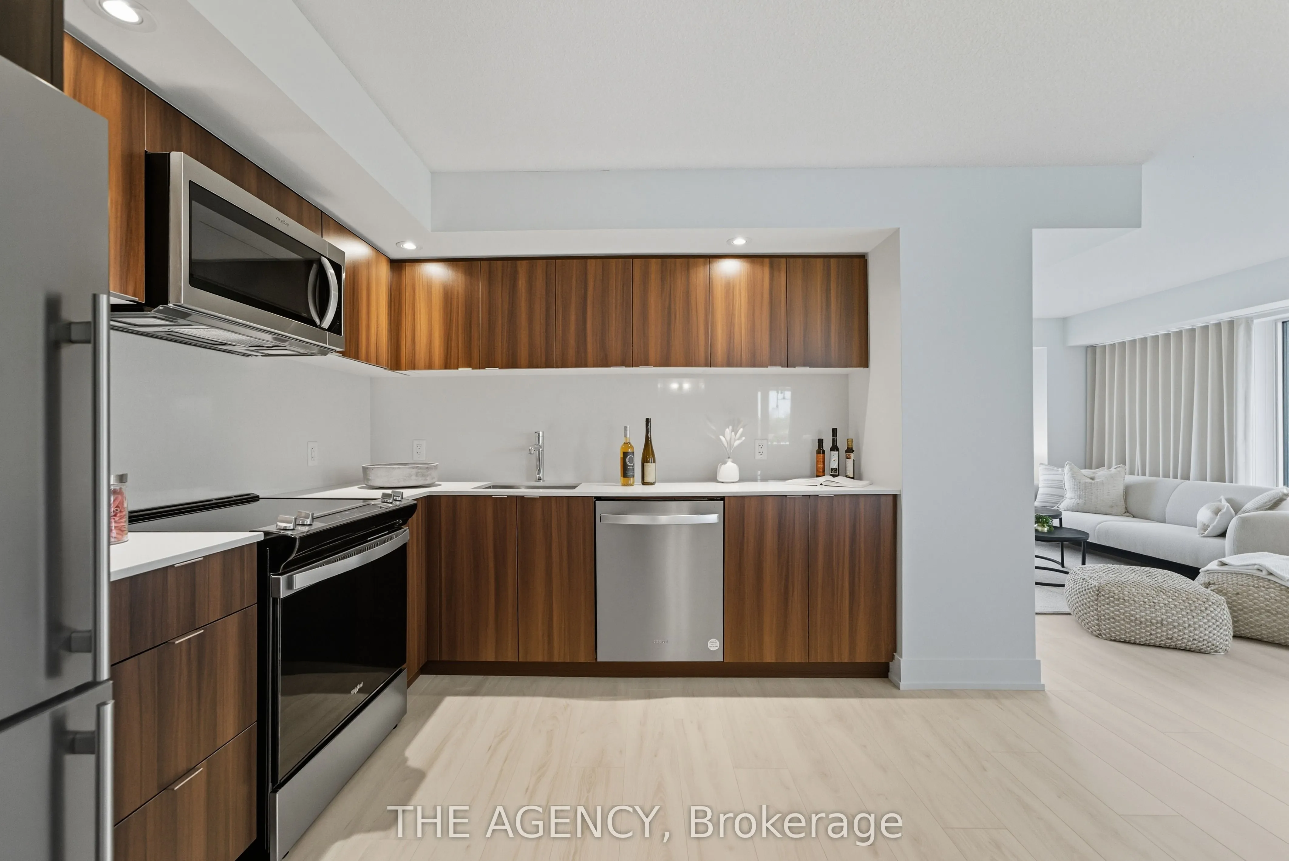 10 Eva Road, #508
