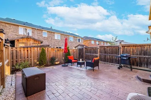 828 Herman Way
