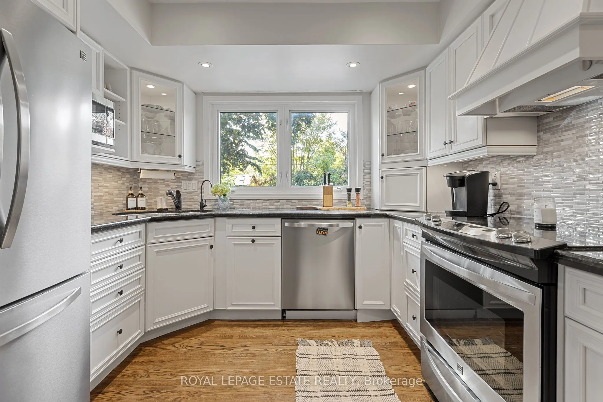 4231 Dunvegan Road