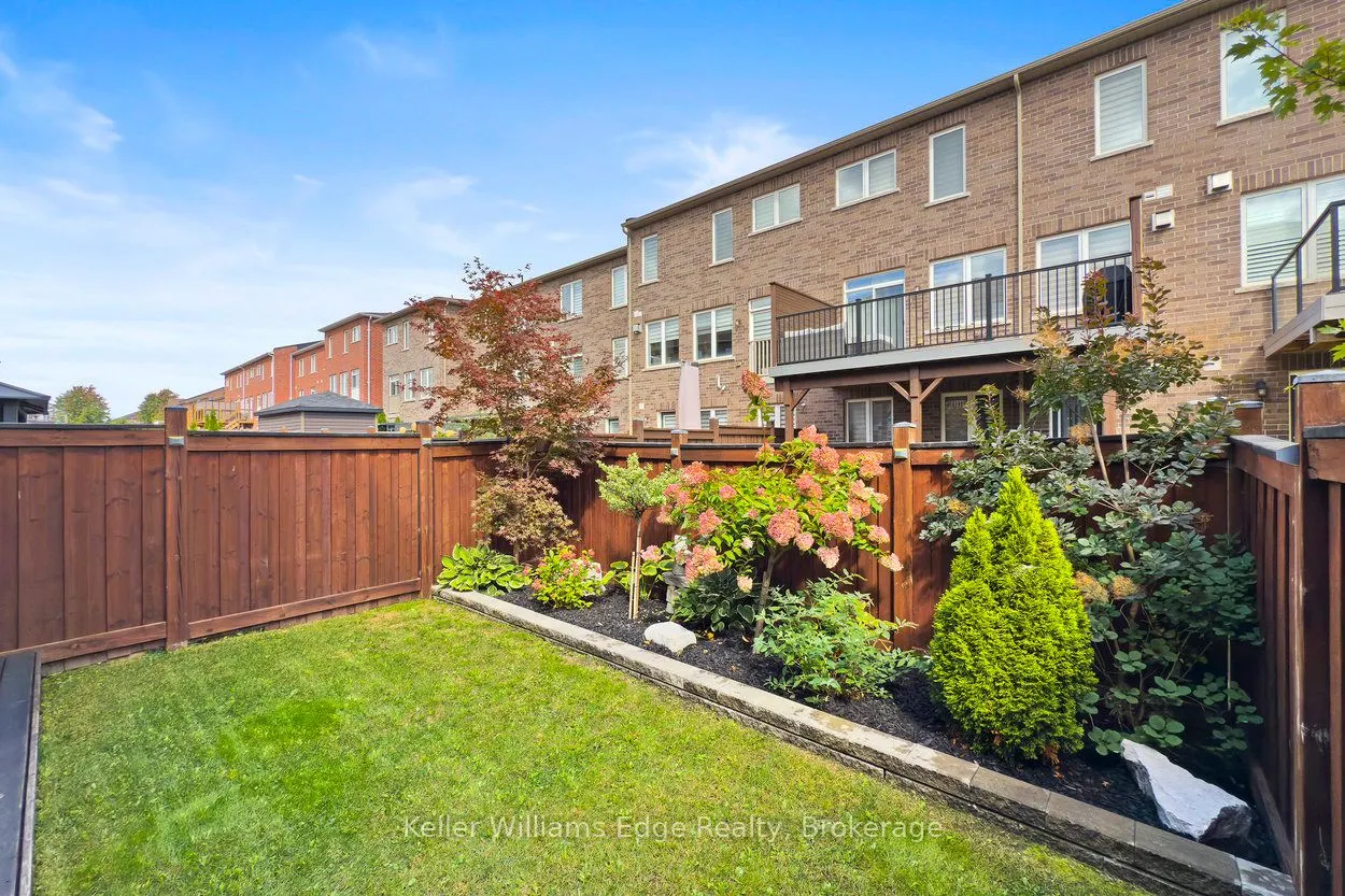 23 Maple Trail Road