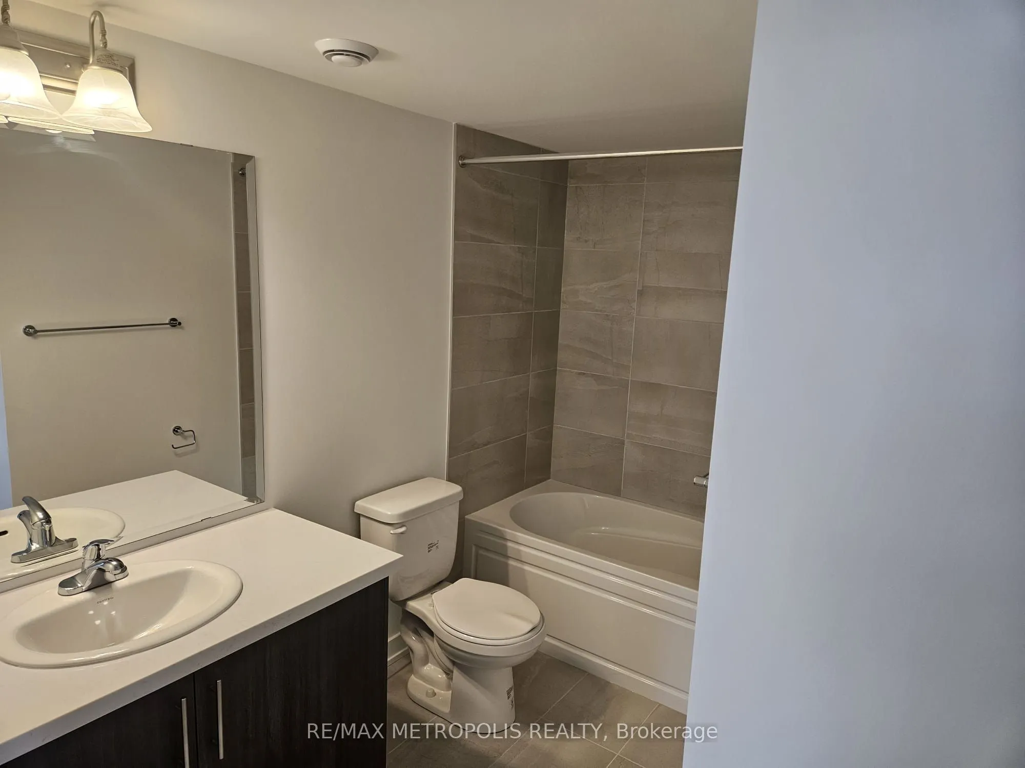 55 Romilly Avenue, #23