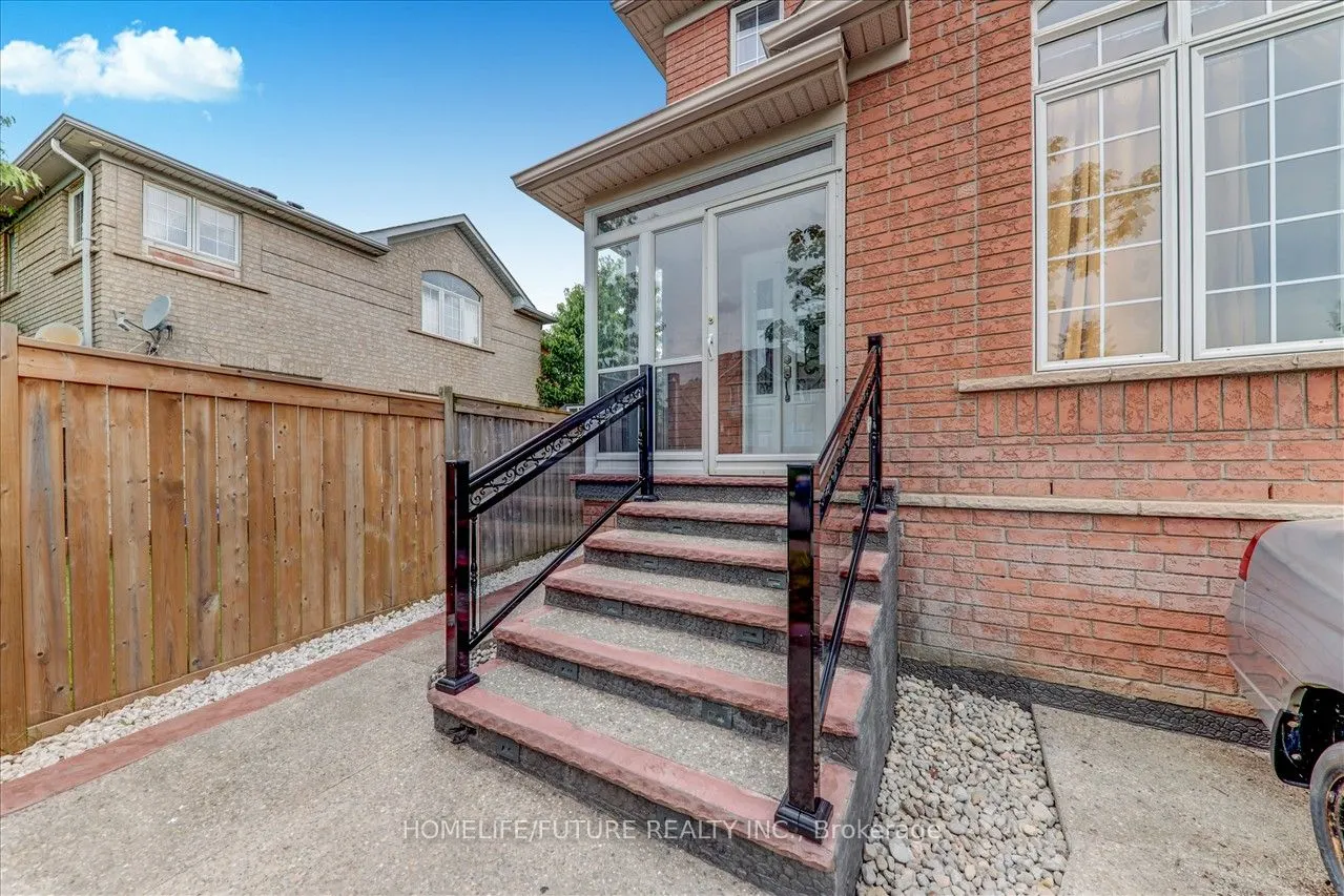 69 Heatherdale Drive