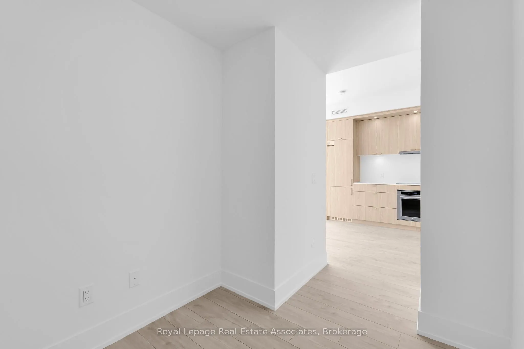 259 The Kingsway, #216