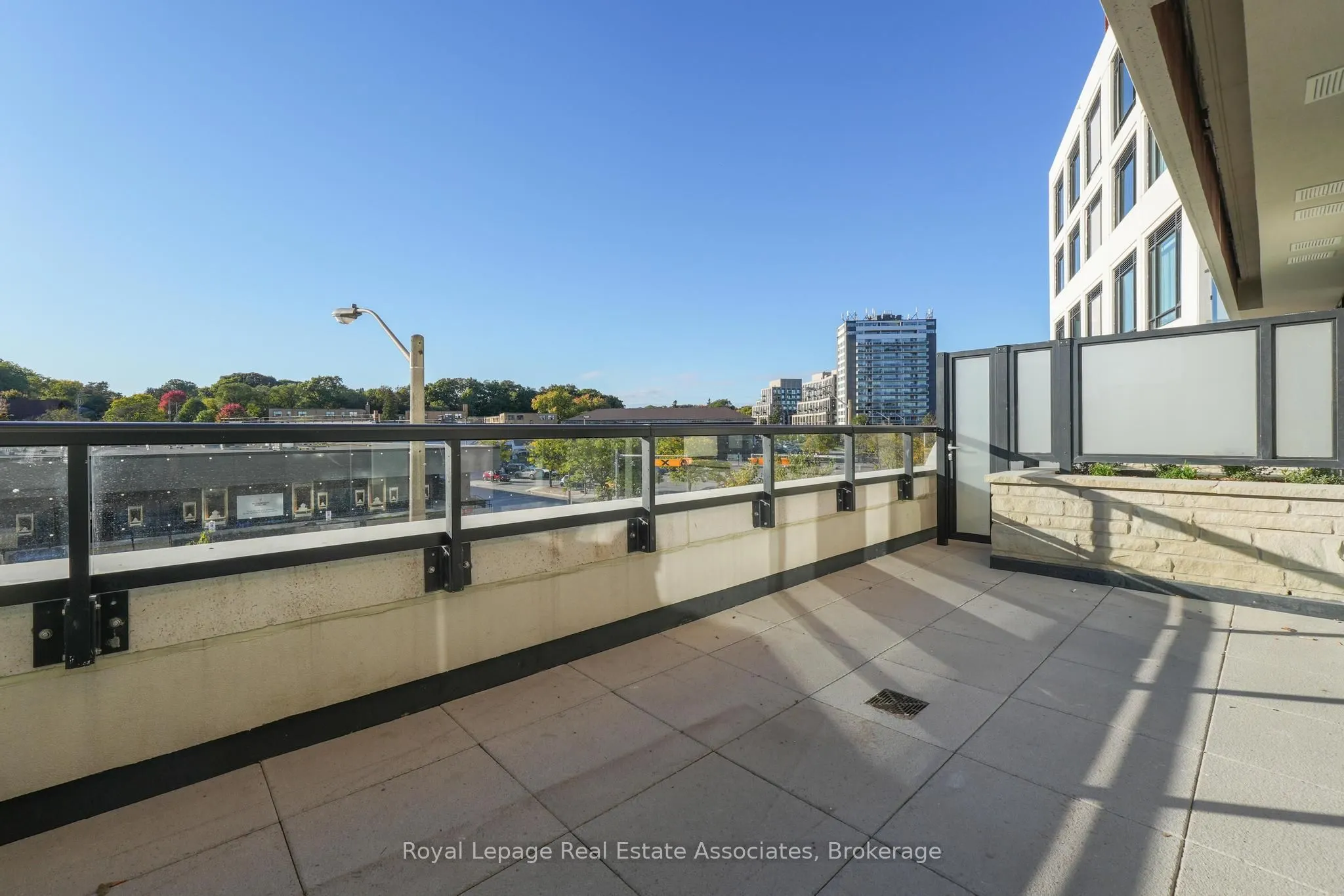 259 The Kingsway, #216