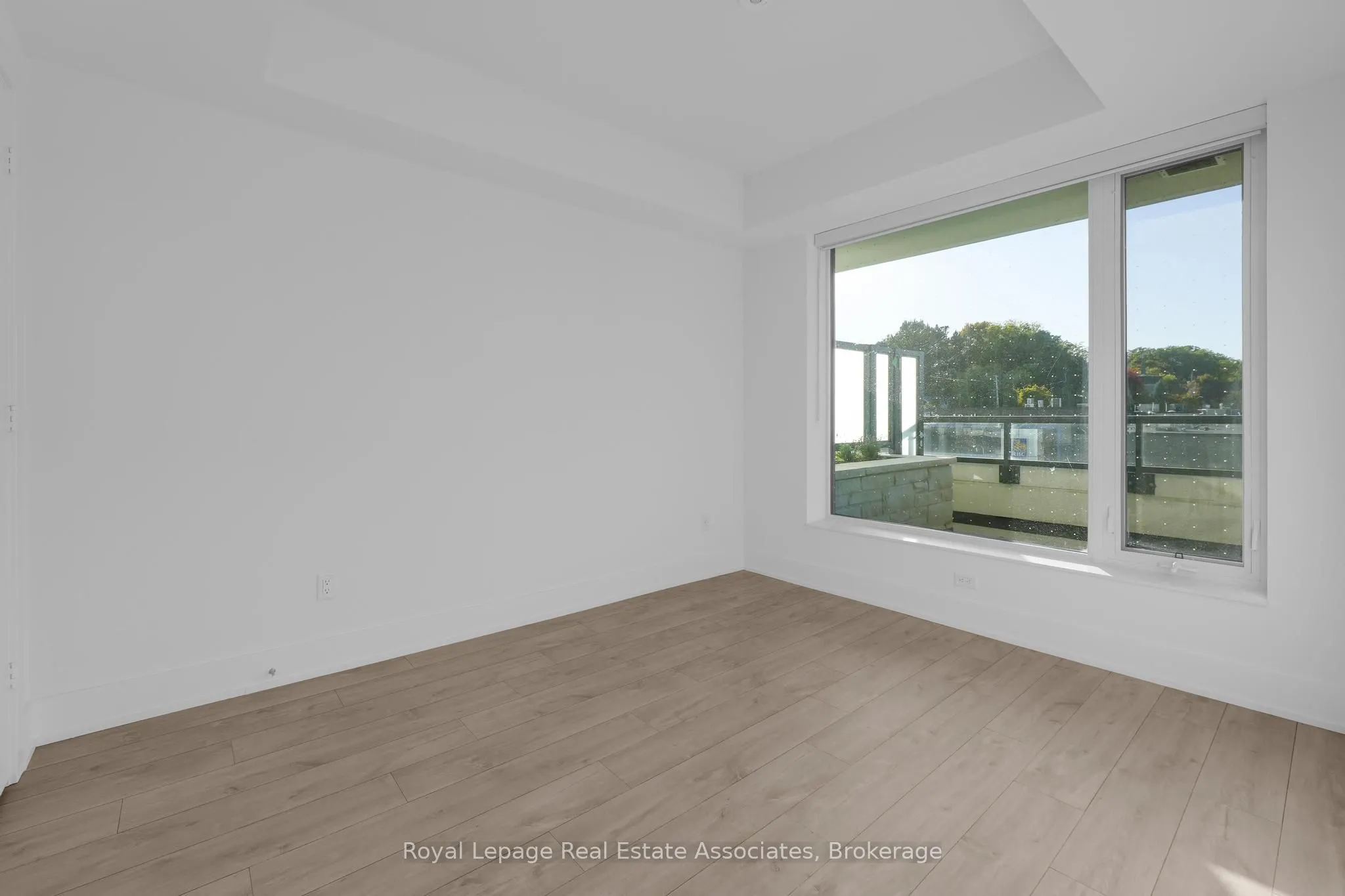 259 The Kingsway, #216
