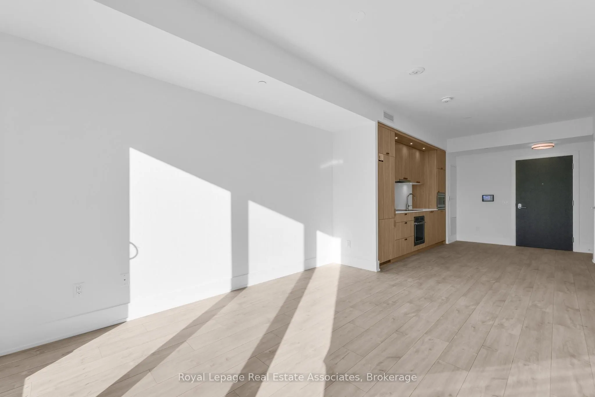 259 The Kingsway, #216