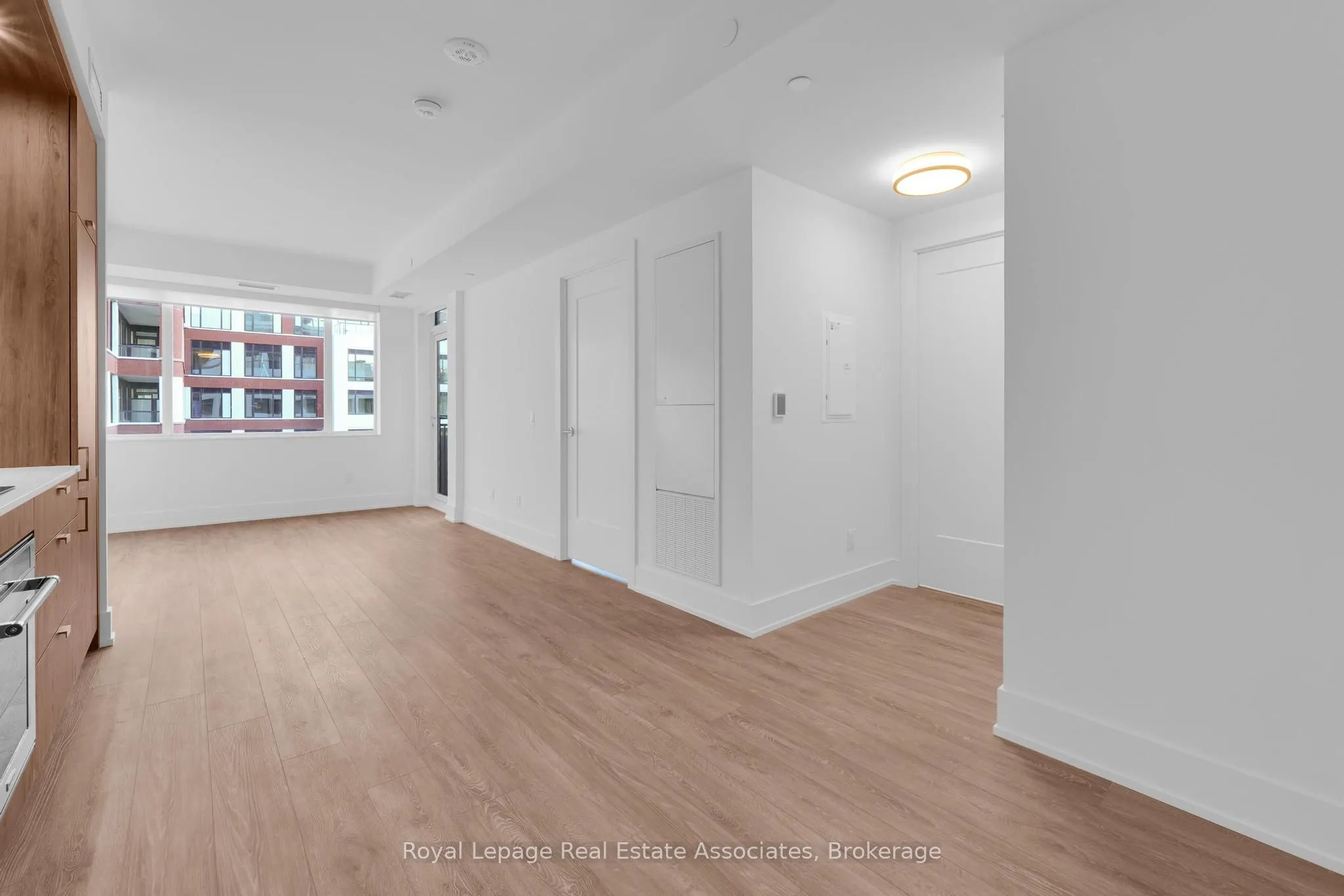259 The Kingsway, #403