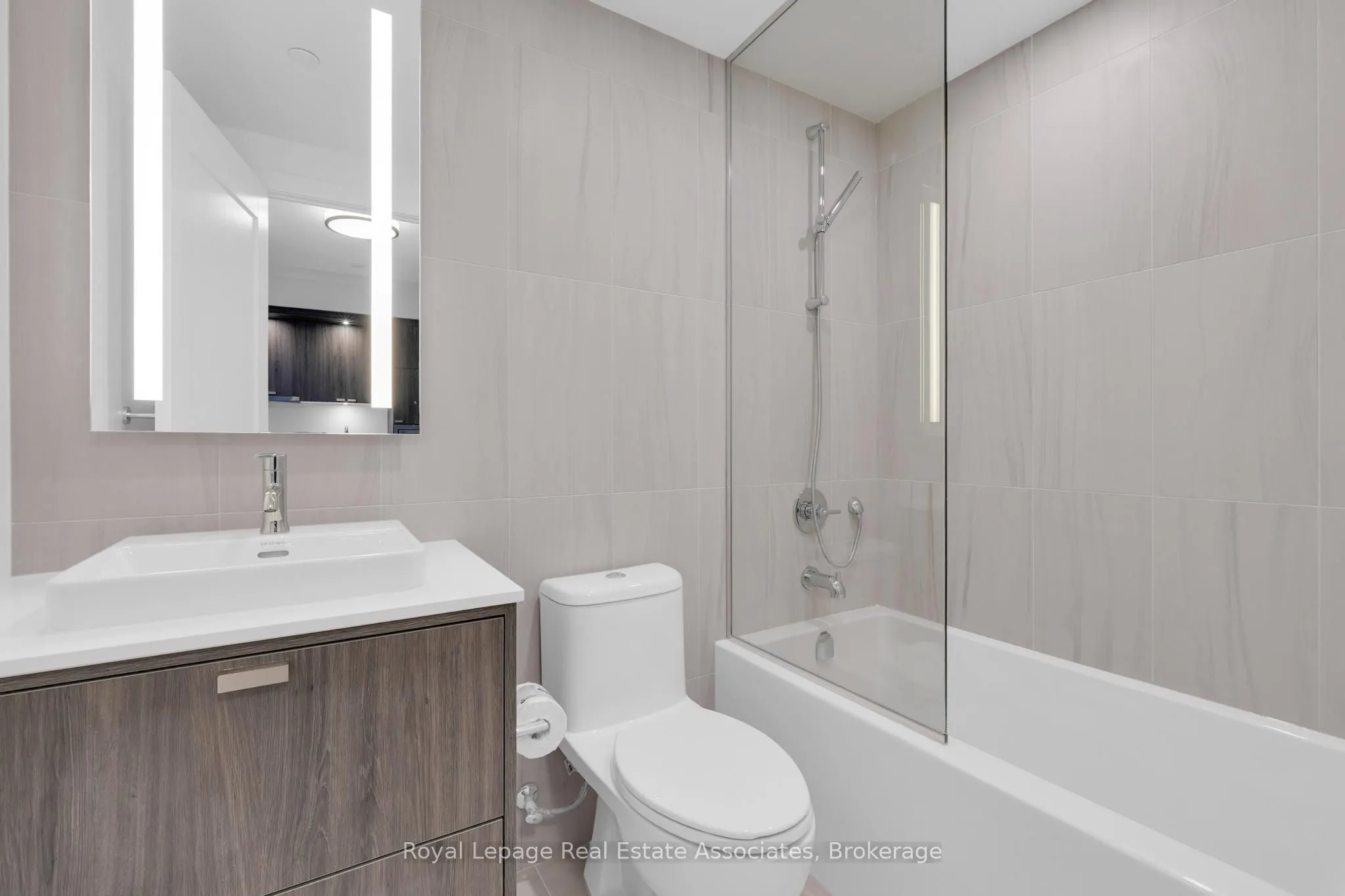 259 The Kingsway, #403