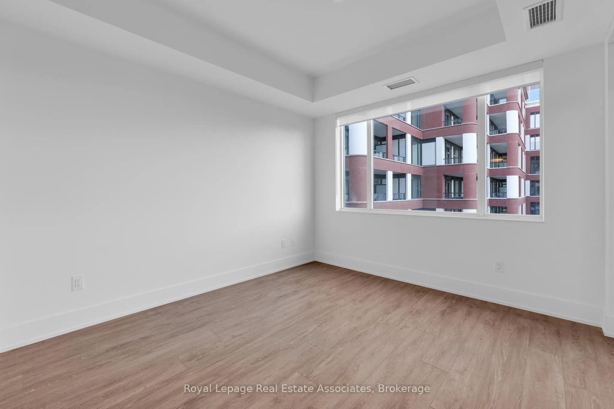 259 The Kingsway, #403