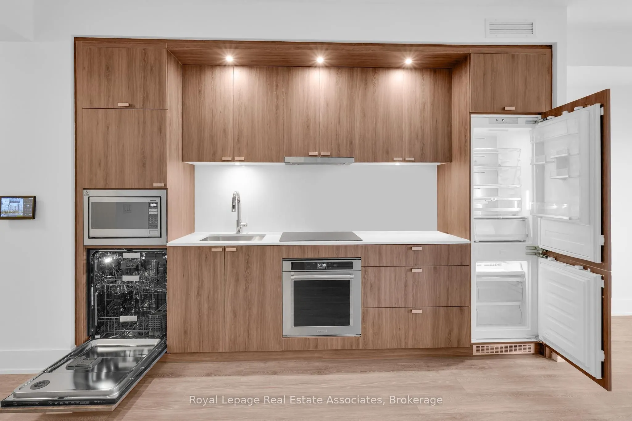 259 The Kingsway, #403