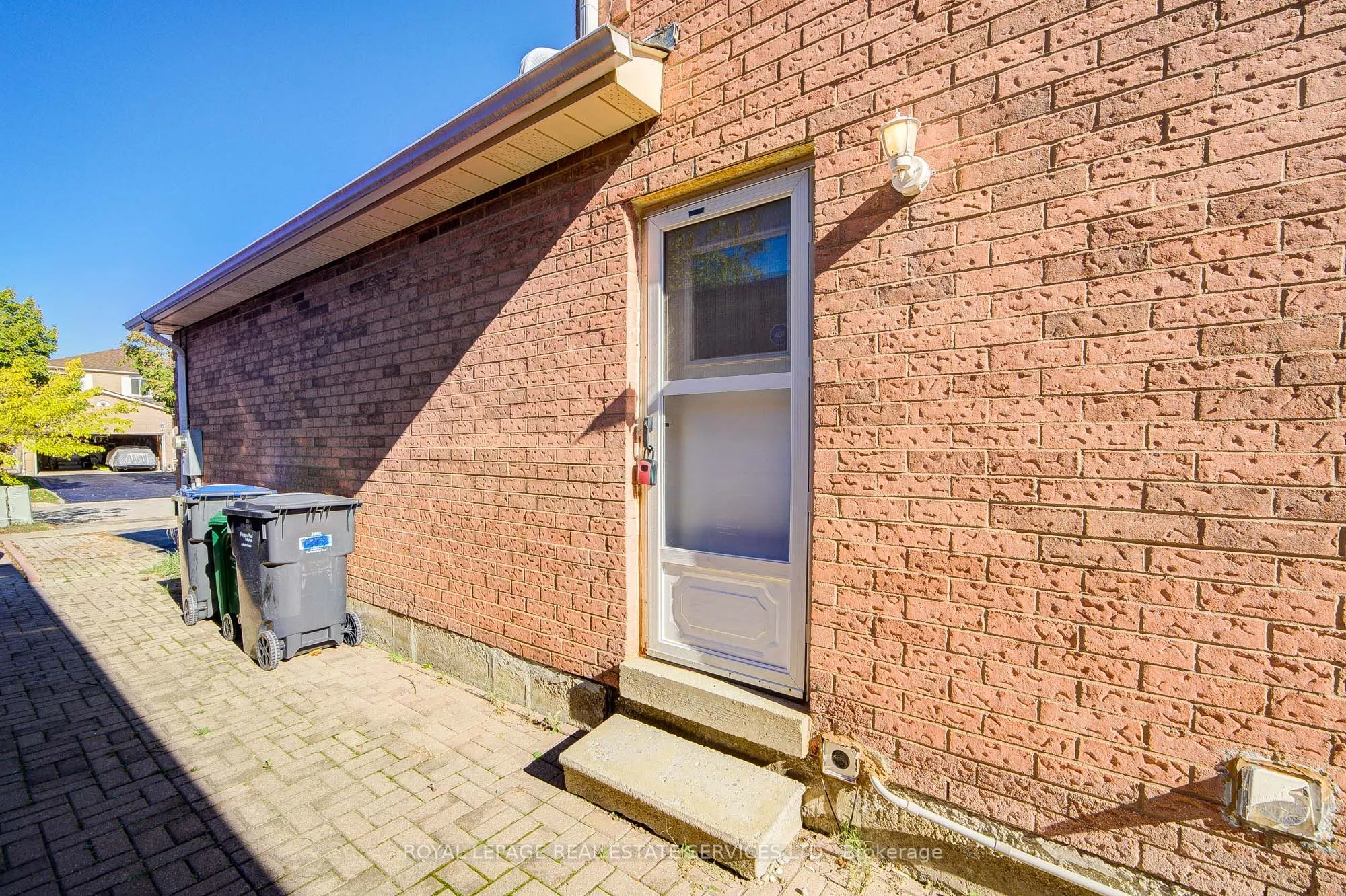 4418 Hearthside Drive, #Lower