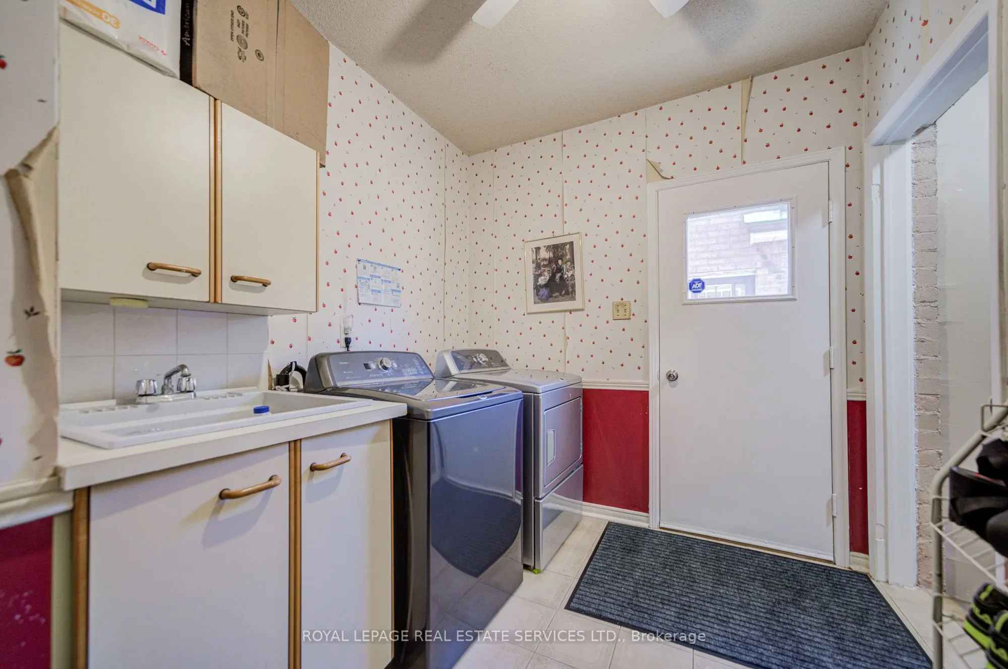 4418 Hearthside Drive, #Lower