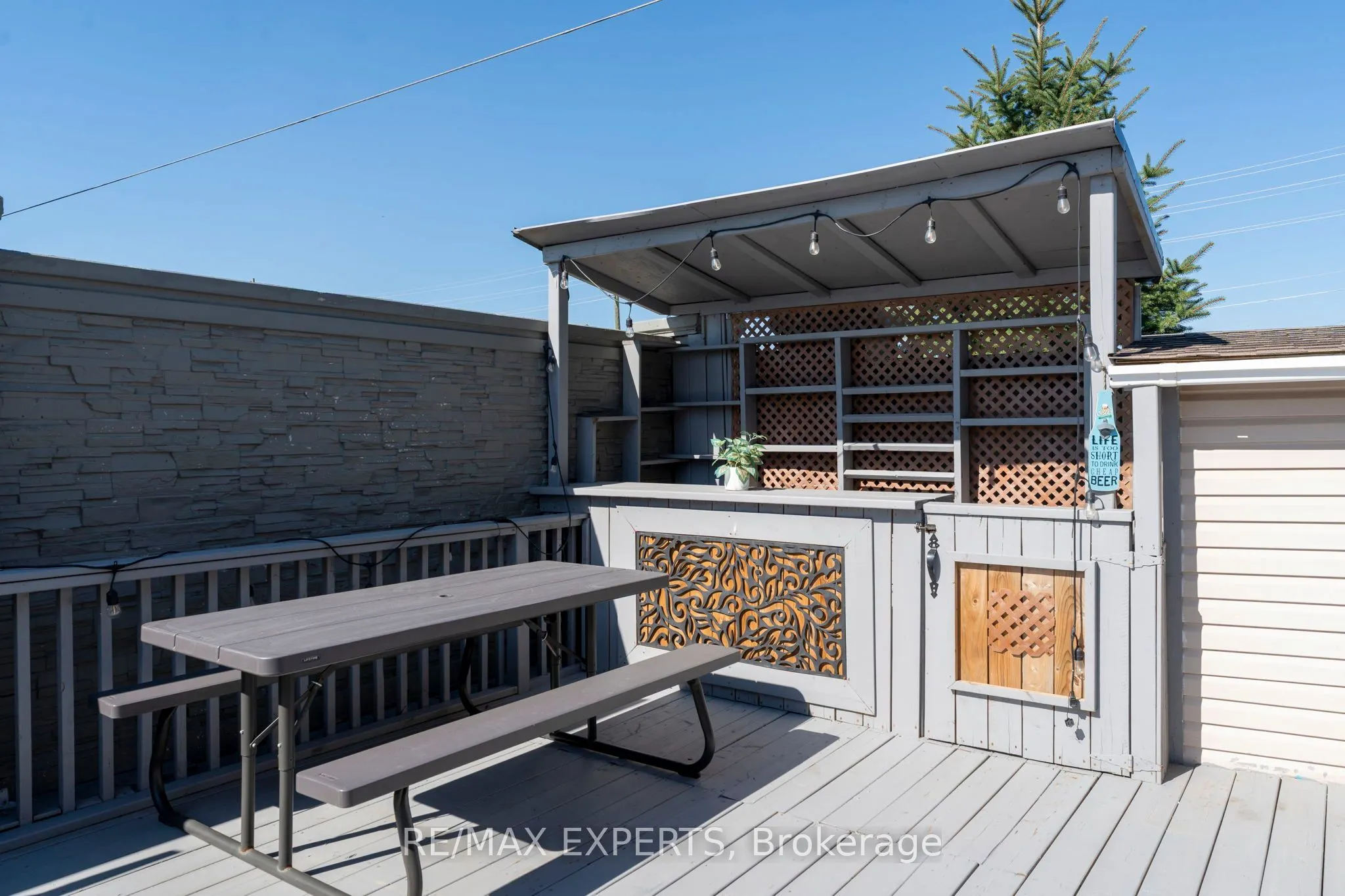 56 Donlamont Circle