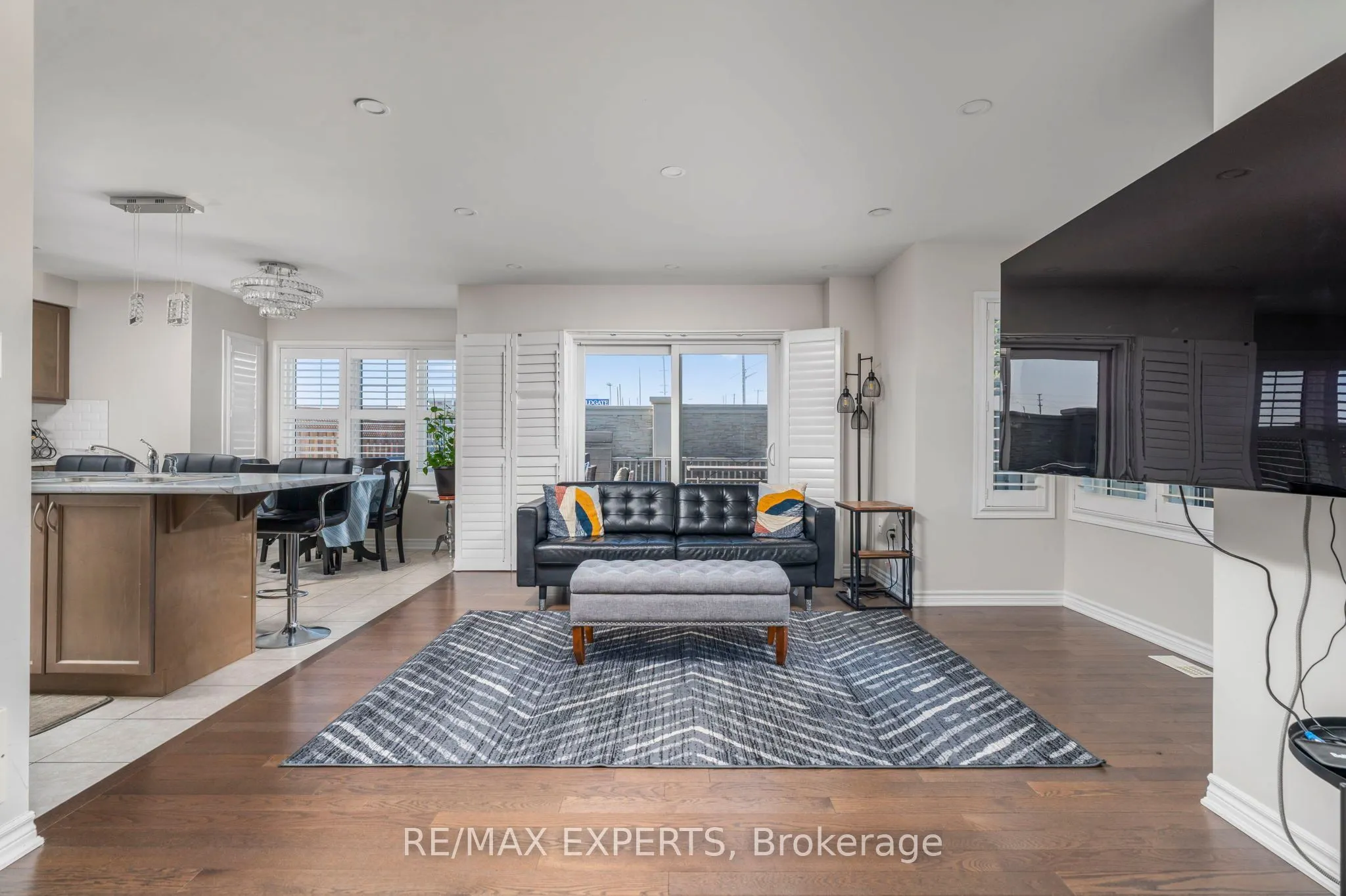 56 Donlamont Circle