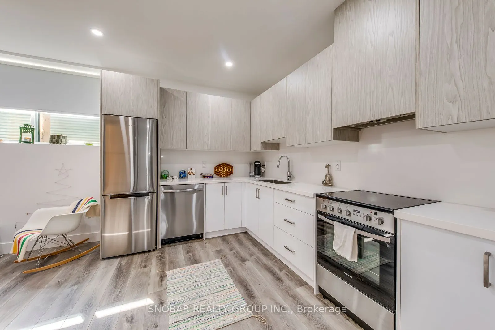 19 Hatfield (Lower #3) Crescent