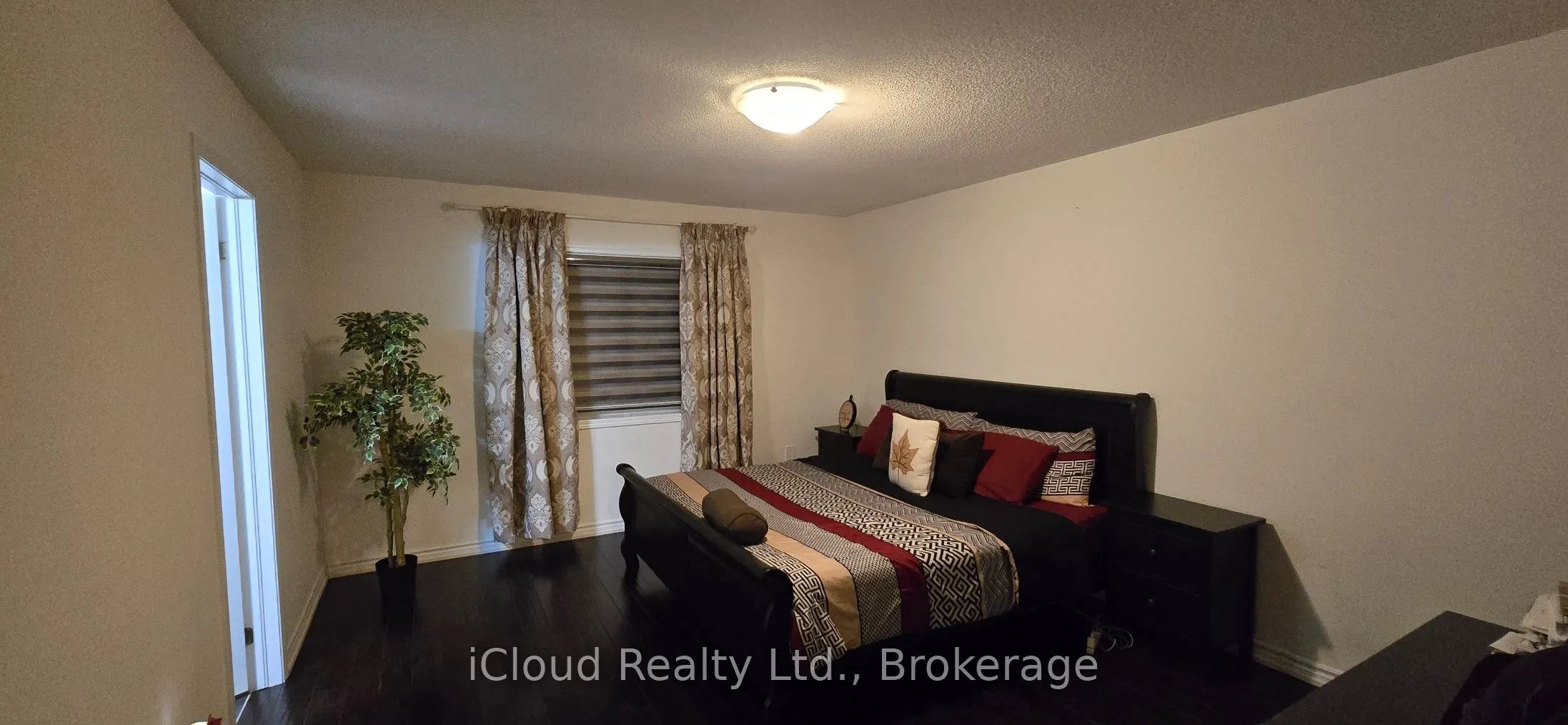18 Stedford Crescent