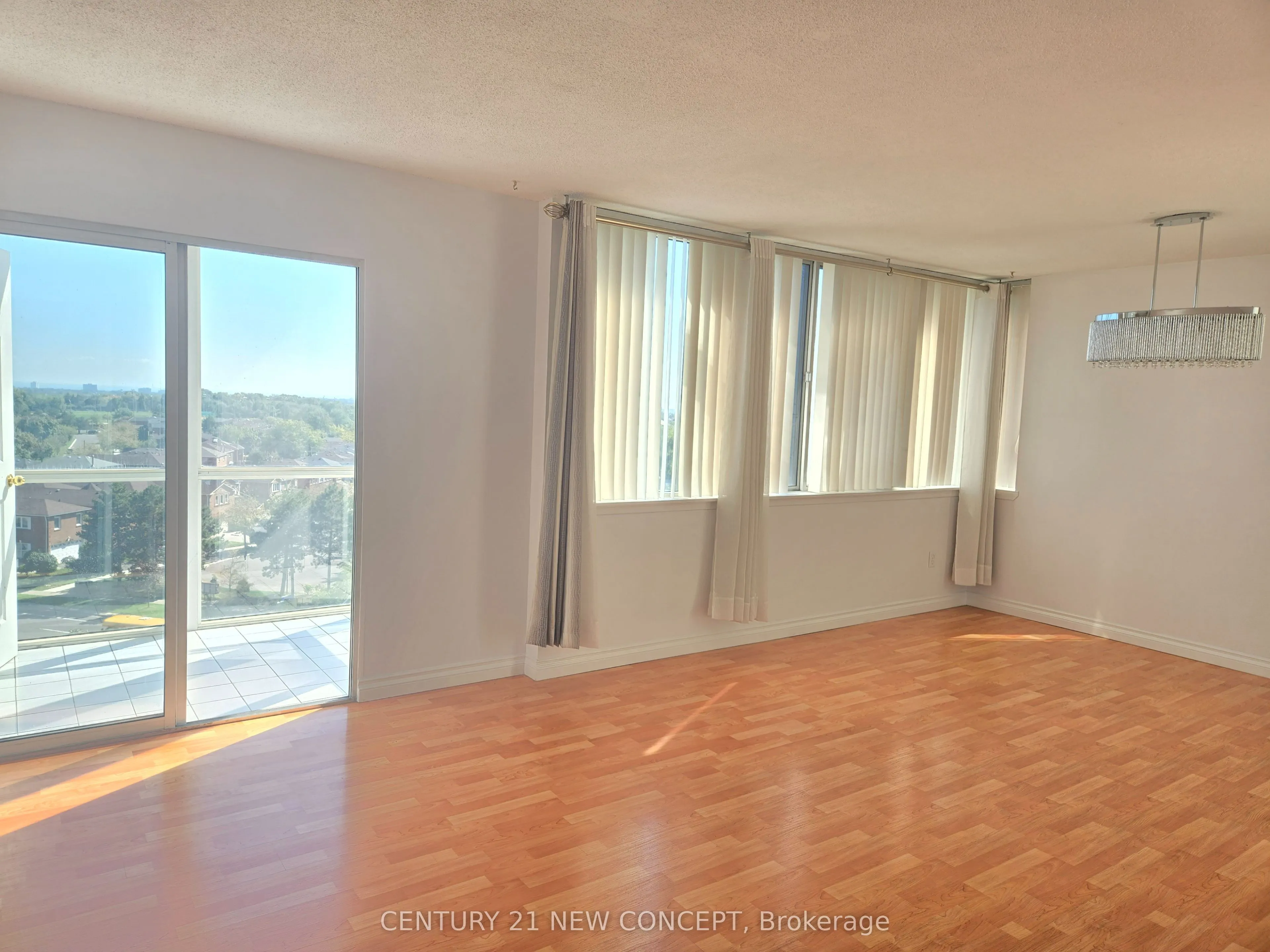 350 Webb Drive, #702