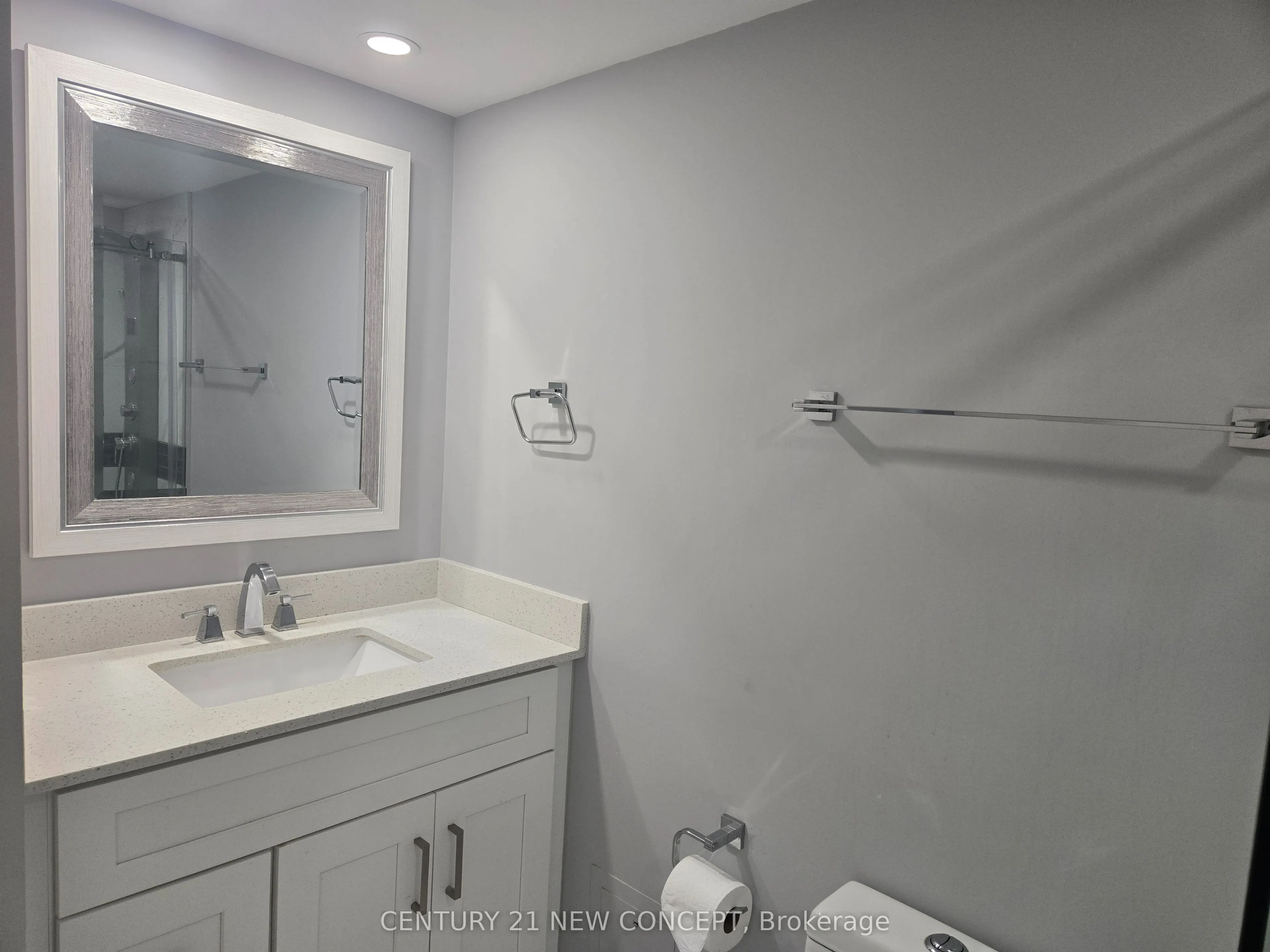 350 Webb Drive, #702