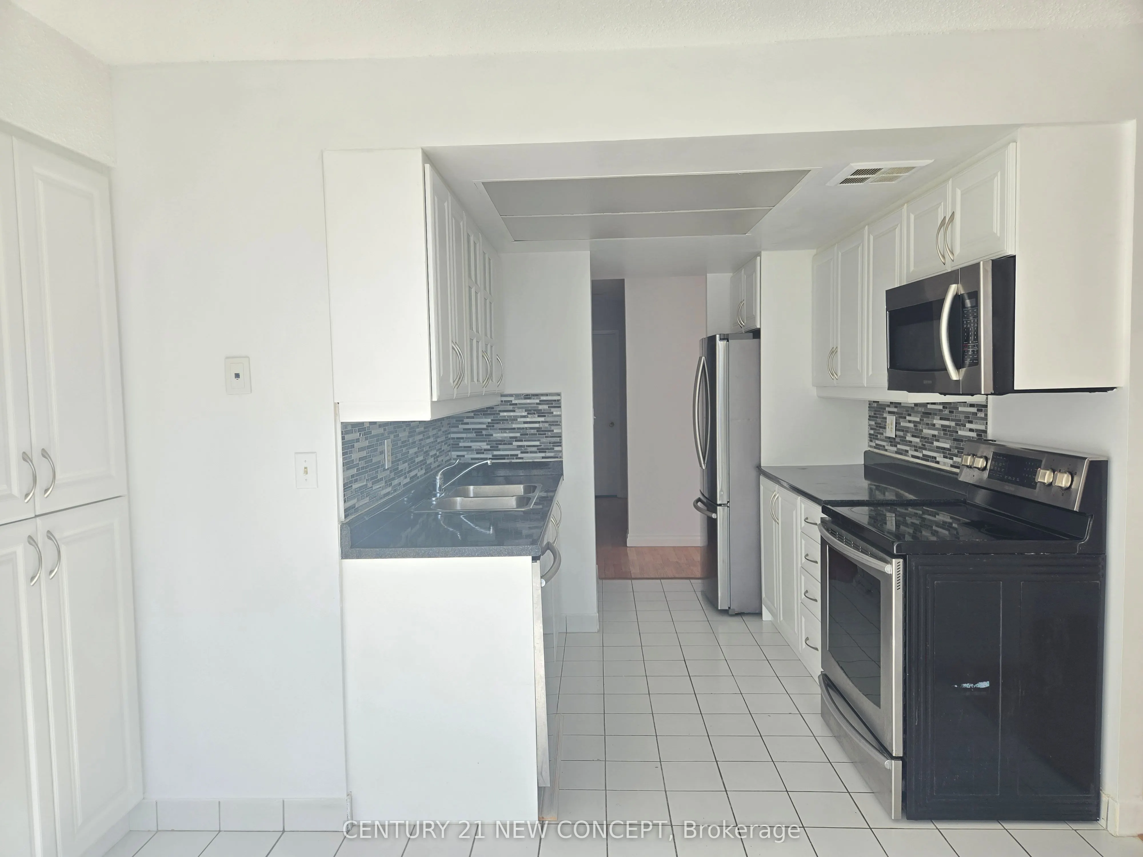 350 Webb Drive, #702
