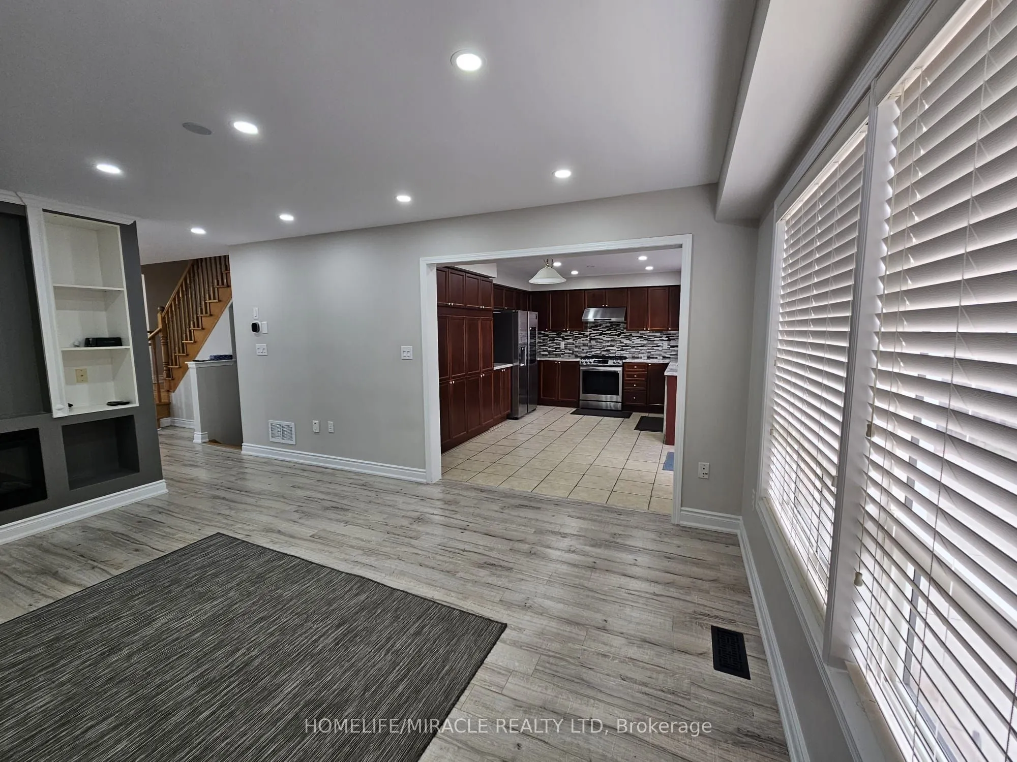 27 Pantano Place