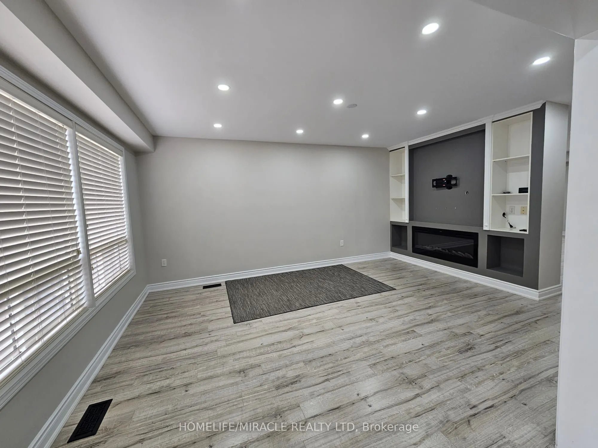 27 Pantano Place
