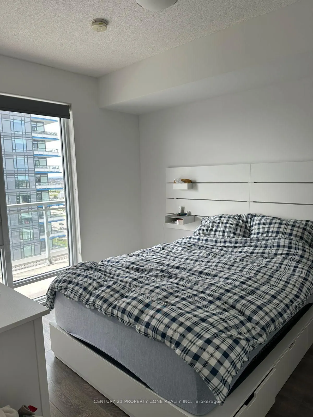 2520 Eglinton Avenue W, #1103