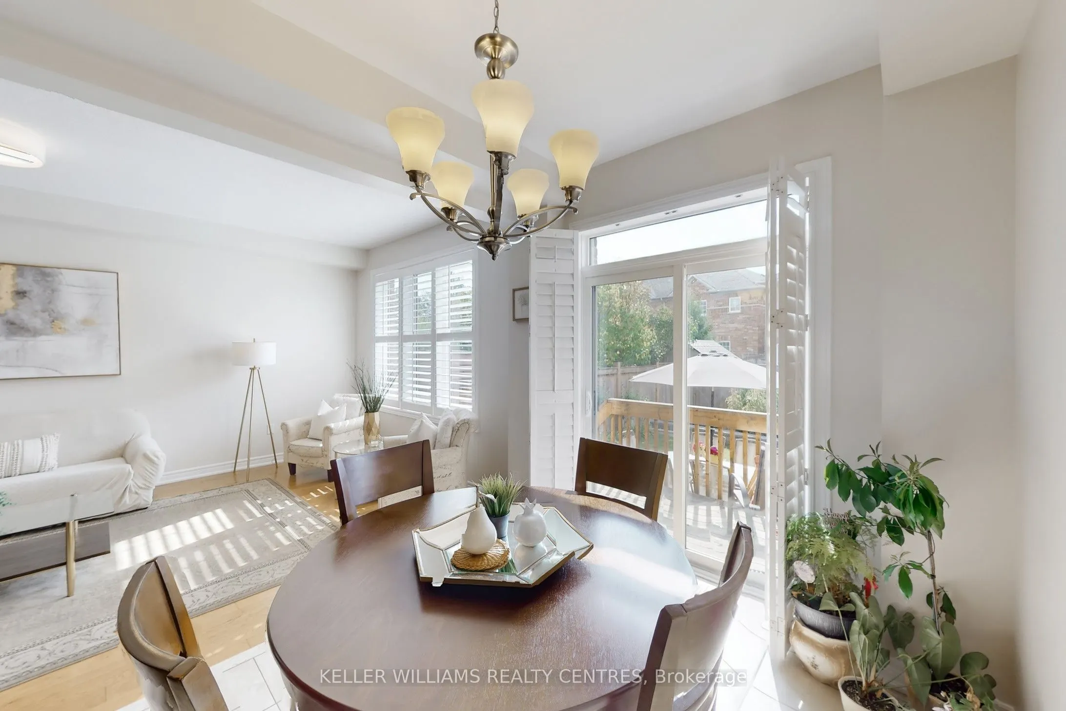 19 Diamond Leaf Lane