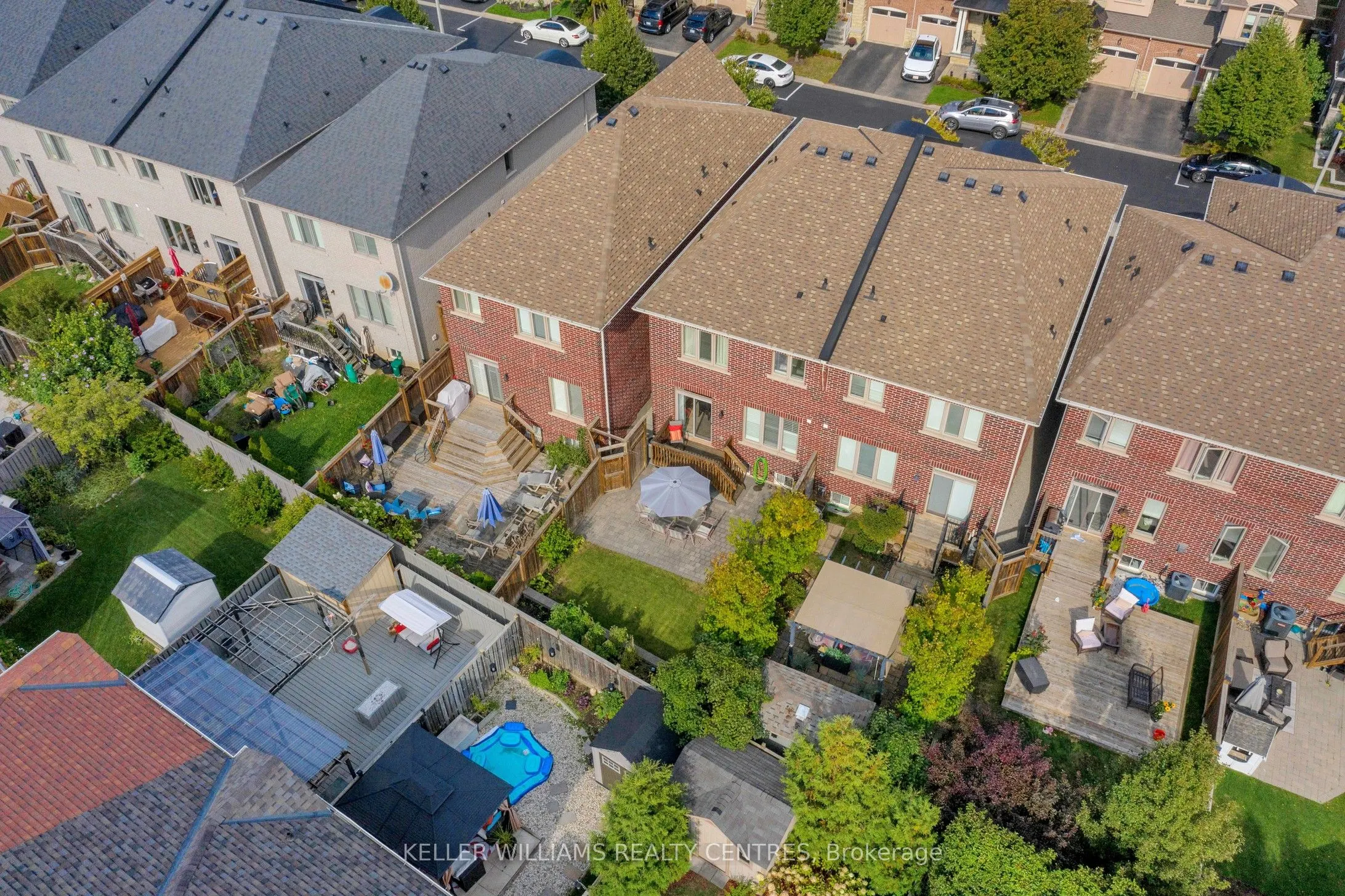 19 Diamond Leaf Lane