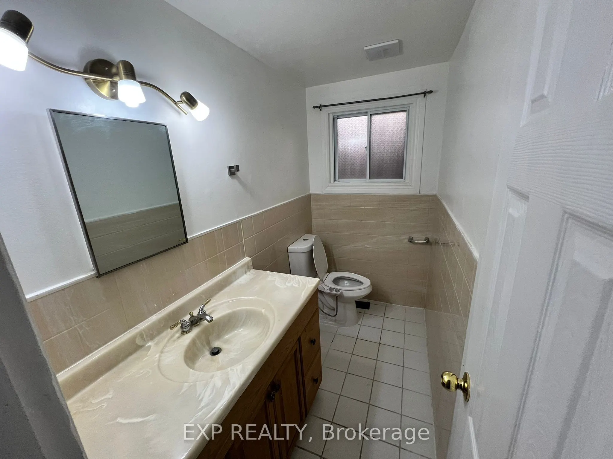 39 Frankton Crescent, #Lower