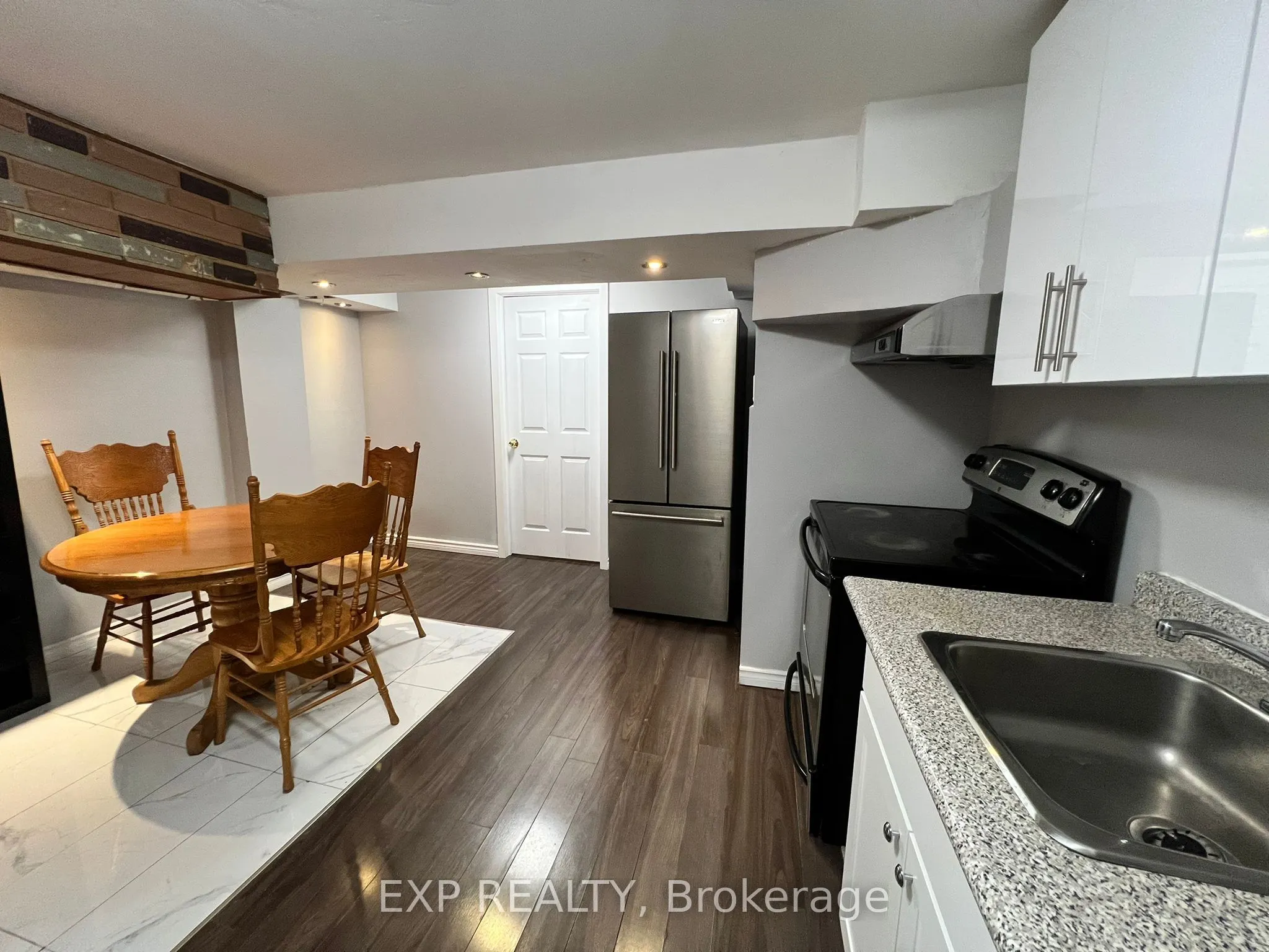 39 Frankton Crescent, #Lower
