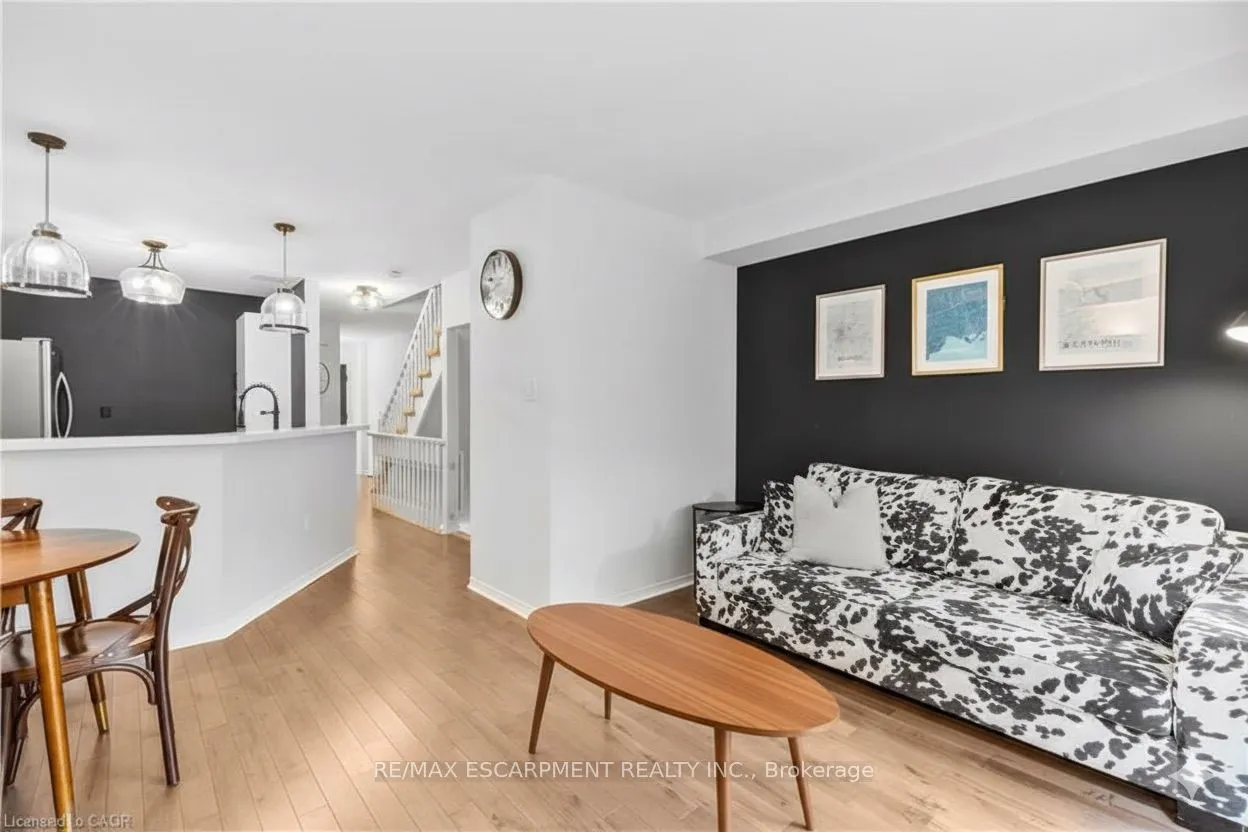 2015 Cleaver Avenue, #5