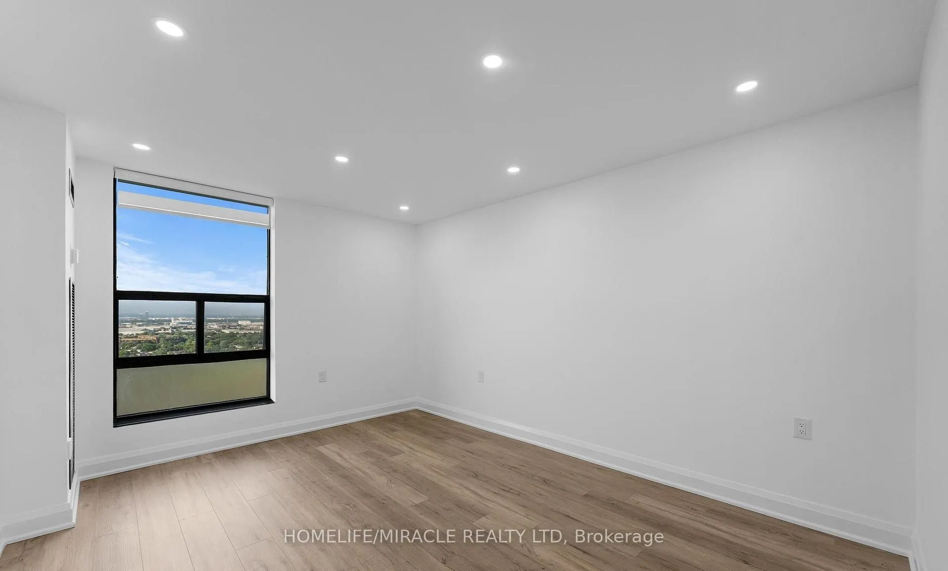 18 Knightsbridge Road, #2605