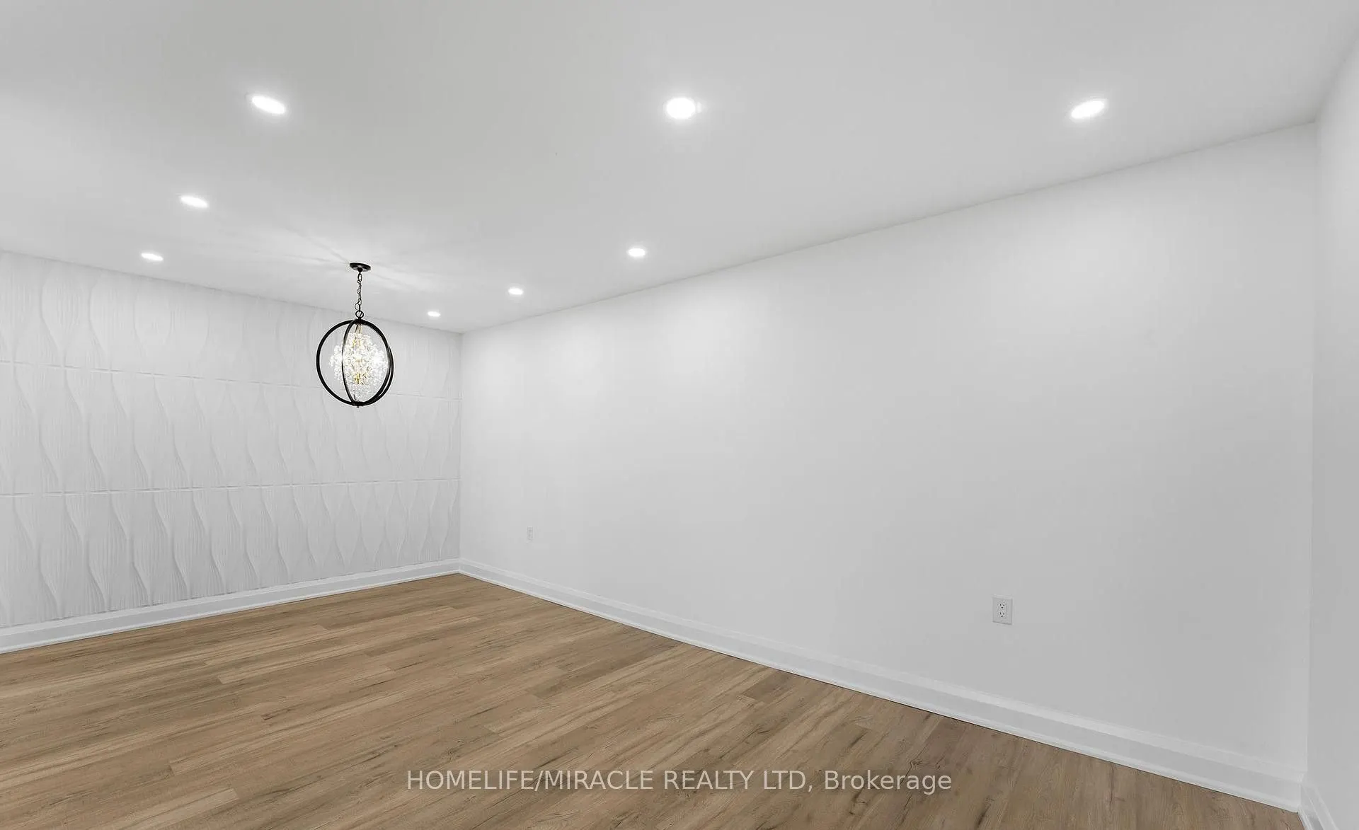 18 Knightsbridge Road, #2605