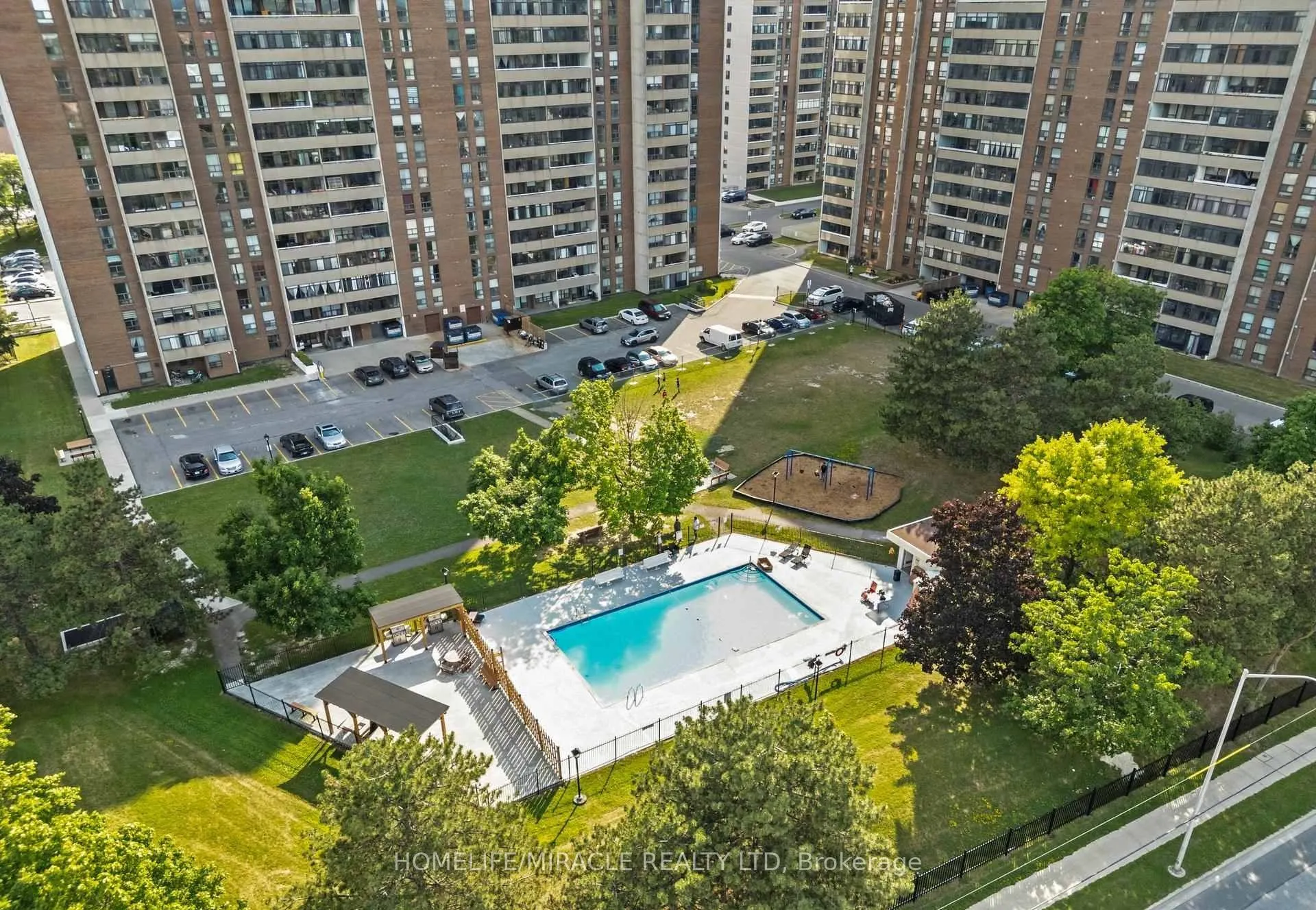 18 Knightsbridge Road, #2605